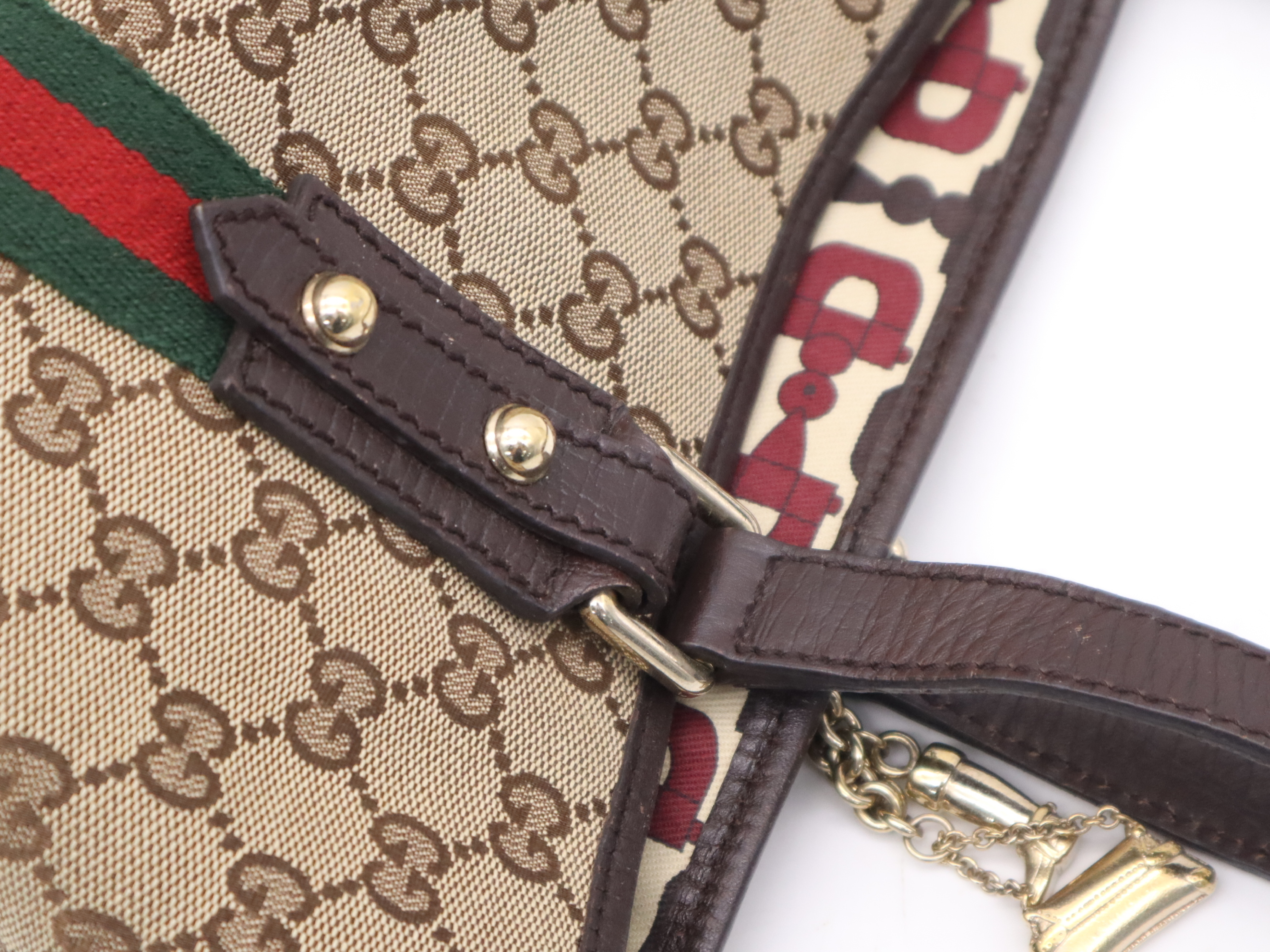 137396 GG Canvas Sherry Line Tote Bag (Beige, Green, Red) with Charm — view 7