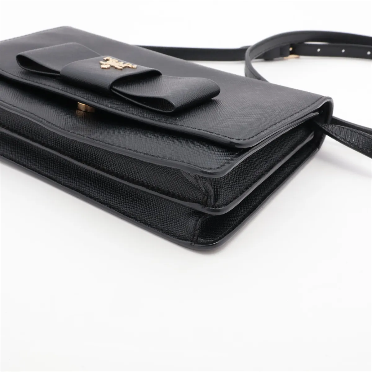 Saffiano leather shoulder bag black — view 3