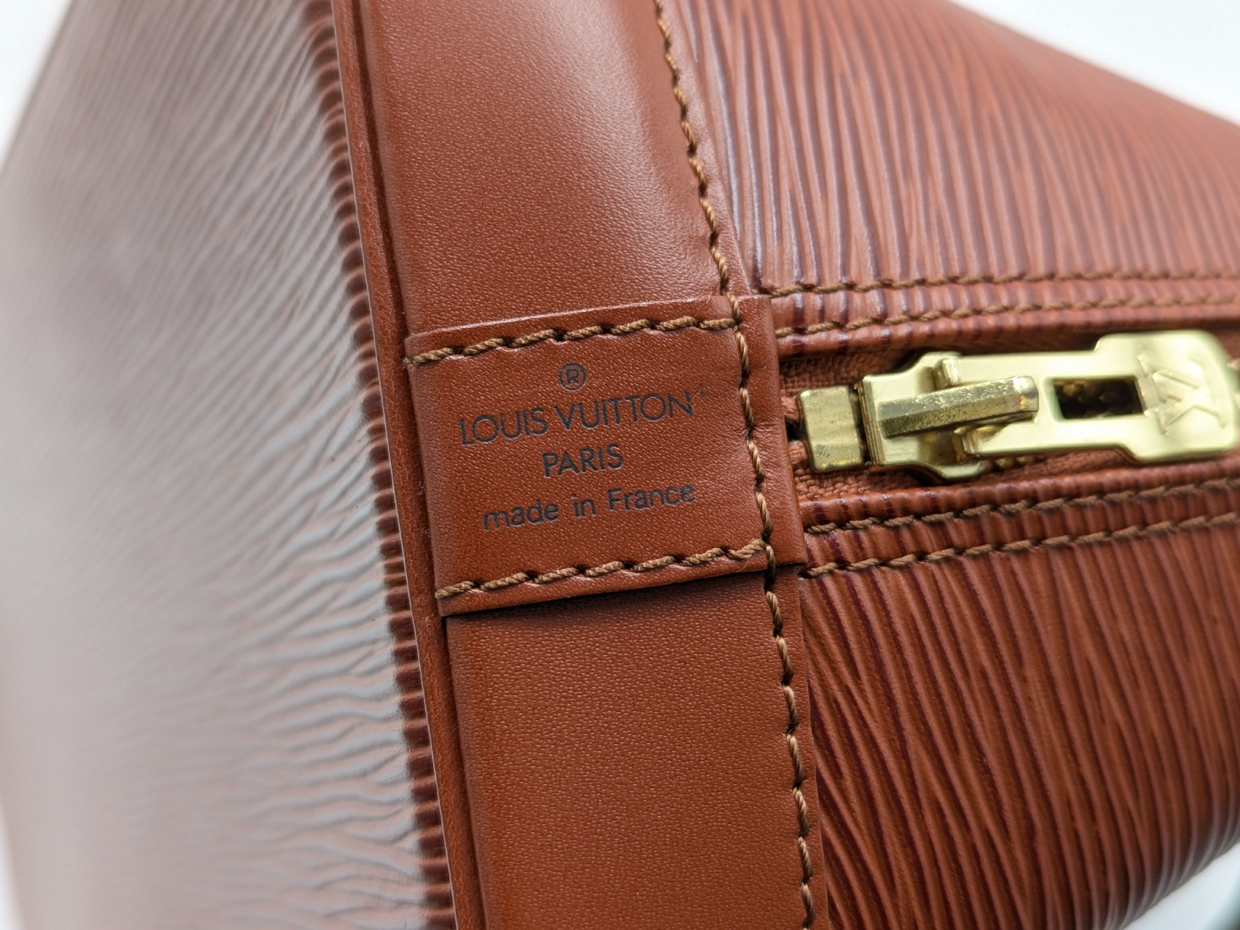 M52143 Epi Alma PM Kenya Brown AR0917 Handbag — view 11