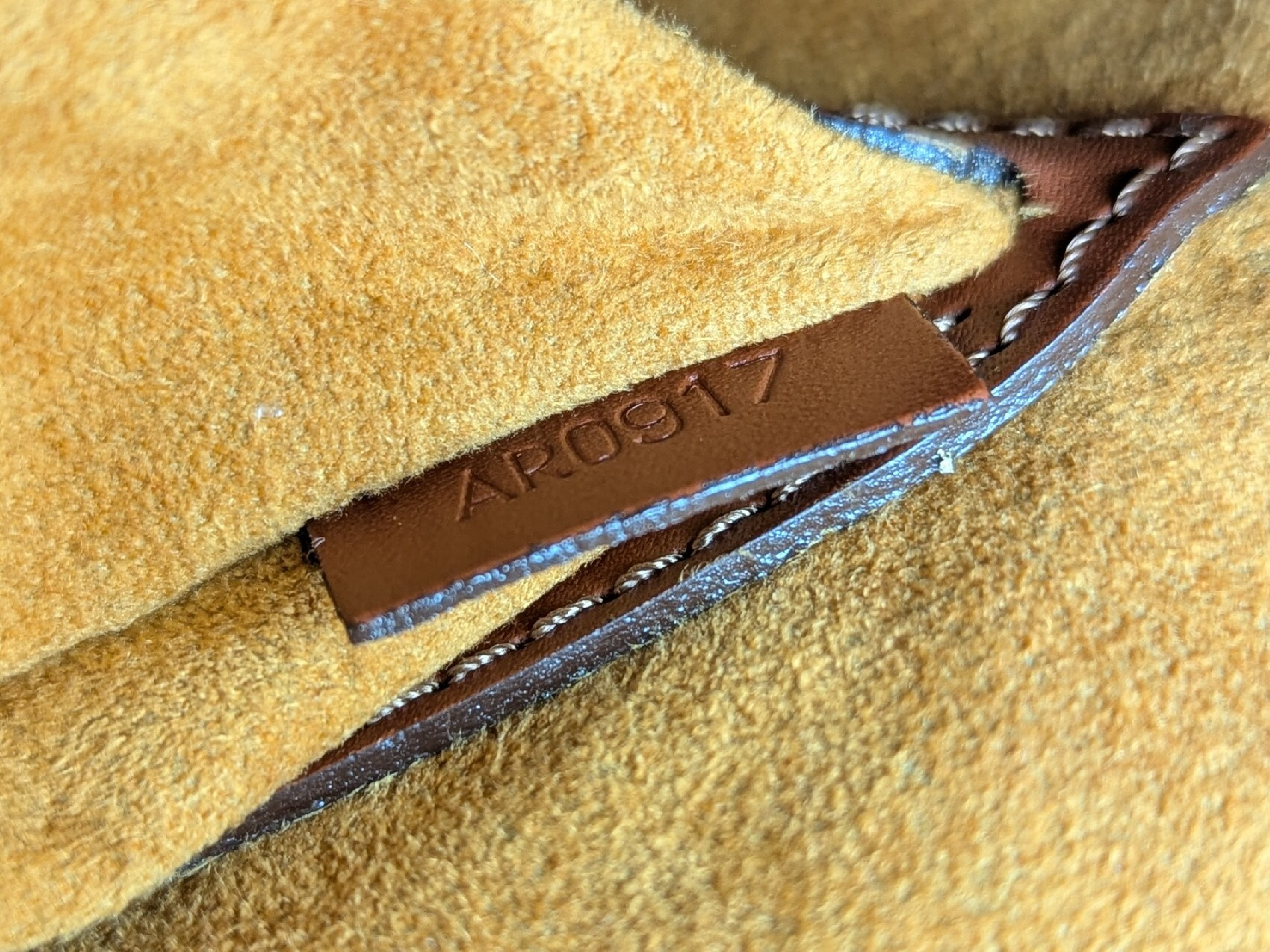 M52143 Epi Alma PM Kenya Brown AR0917 Handbag — view 12