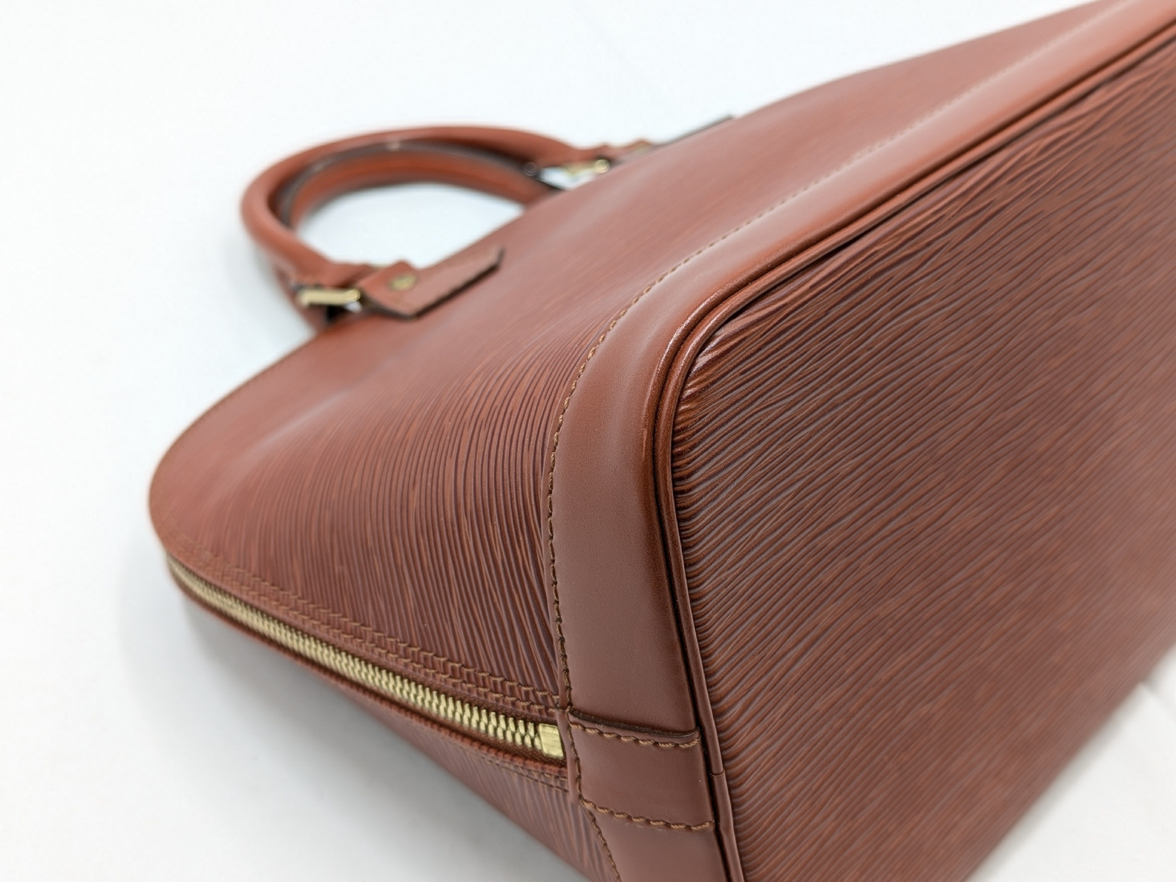 M52143 Epi Alma PM Kenya Brown AR0917 Handbag — view 3