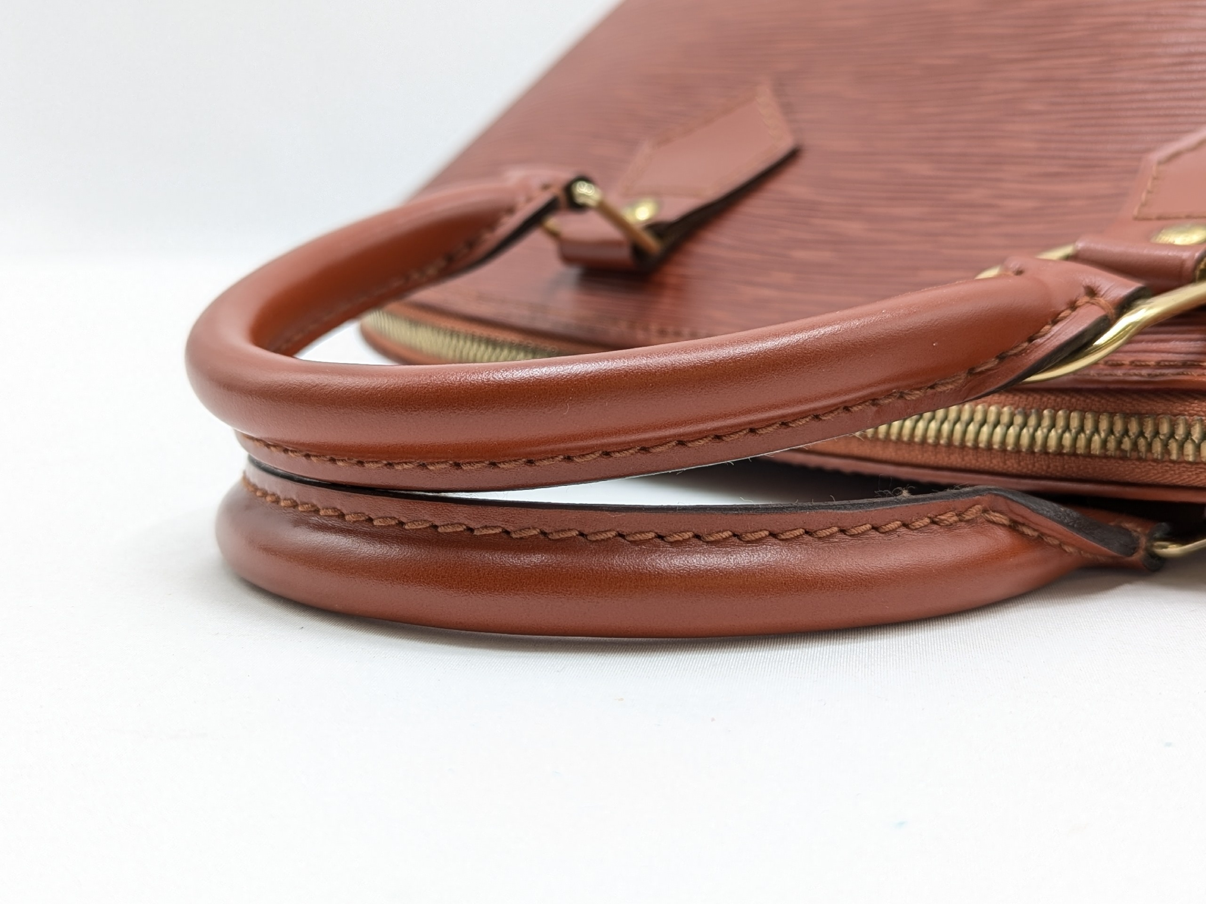 M52143 Epi Alma PM Kenya Brown AR0917 Handbag — view 6