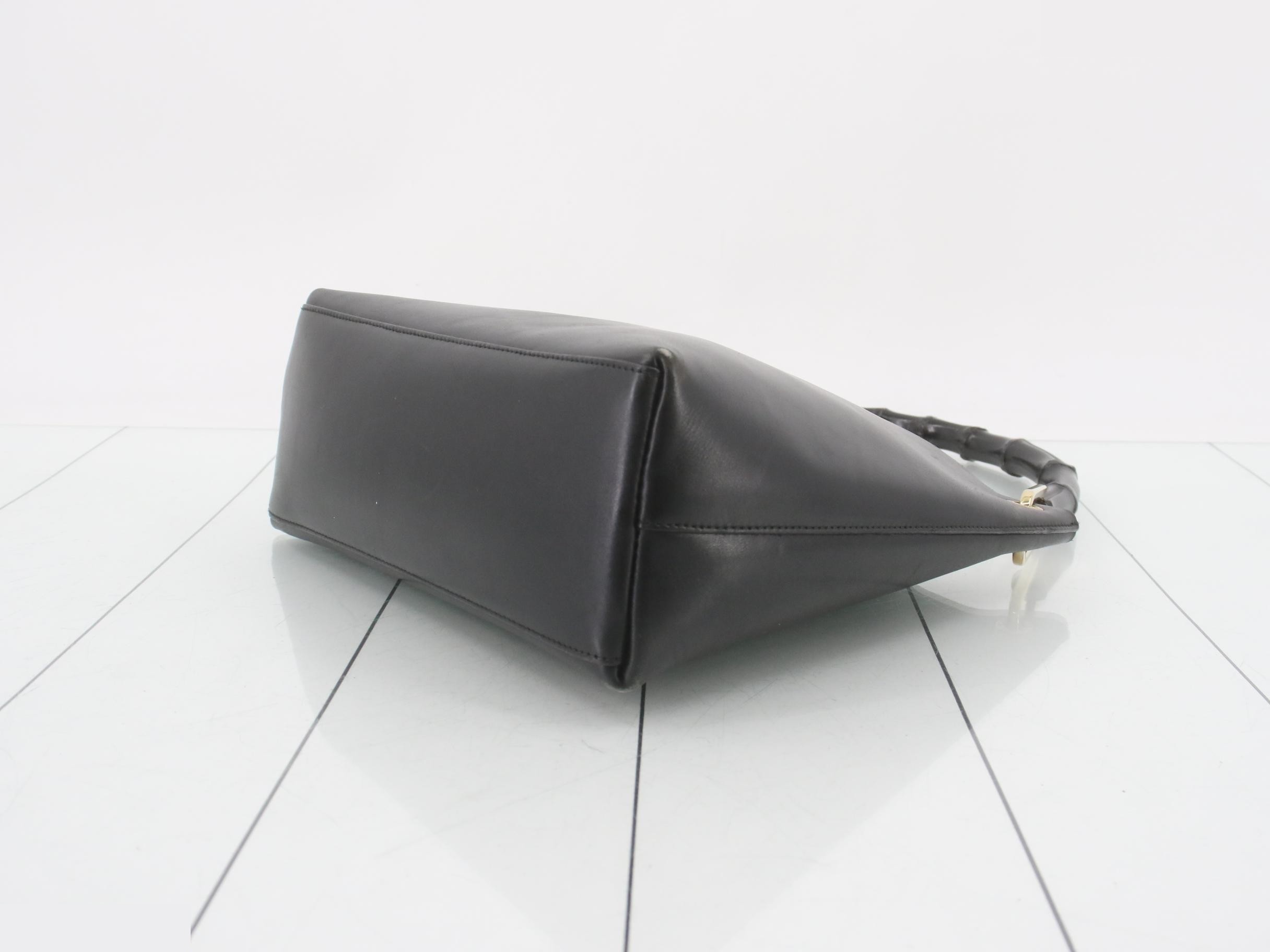Bamboo shoulder bag with pouch — view 6