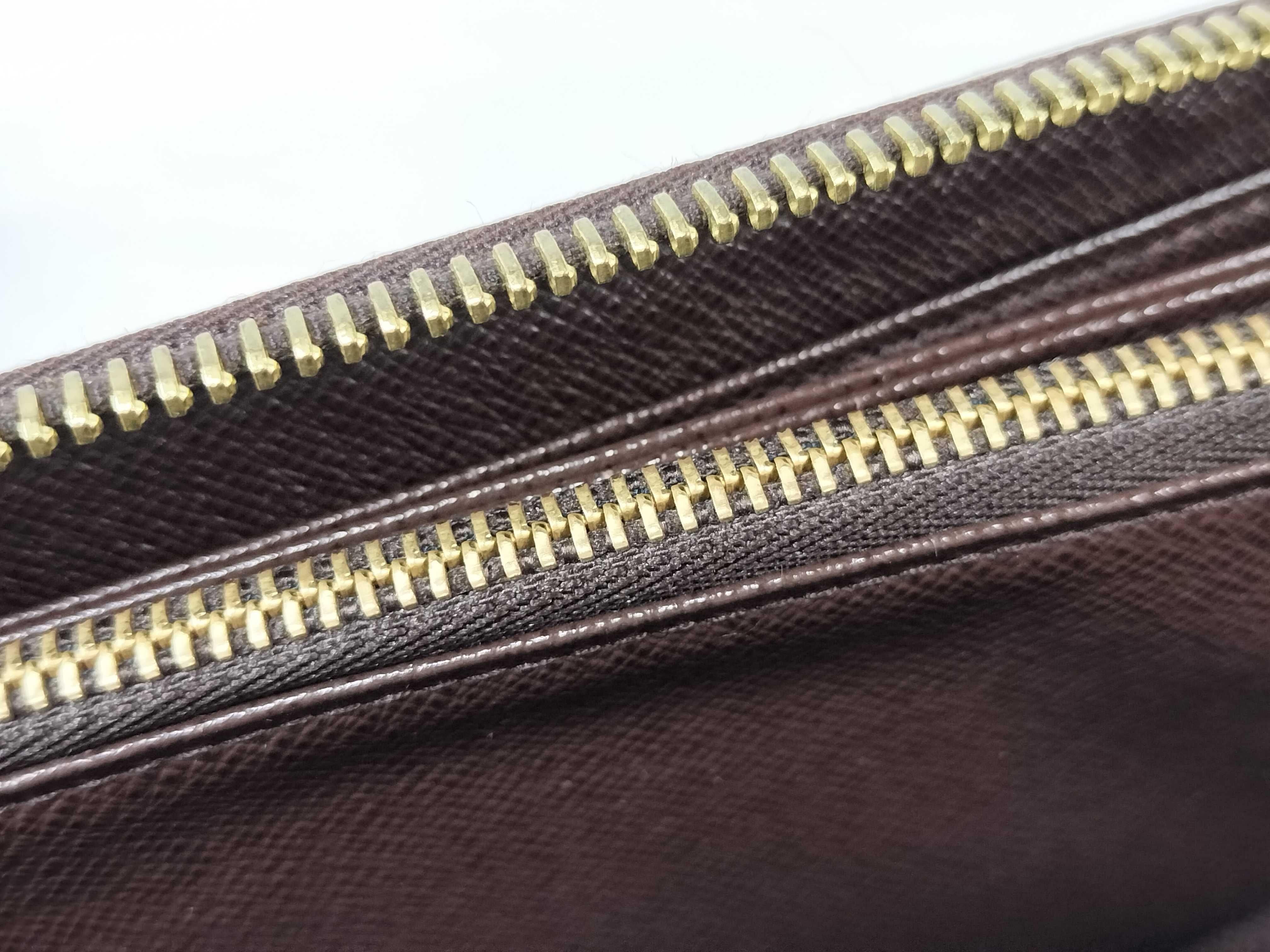Damier Ebene Zippy Wallet — view 10