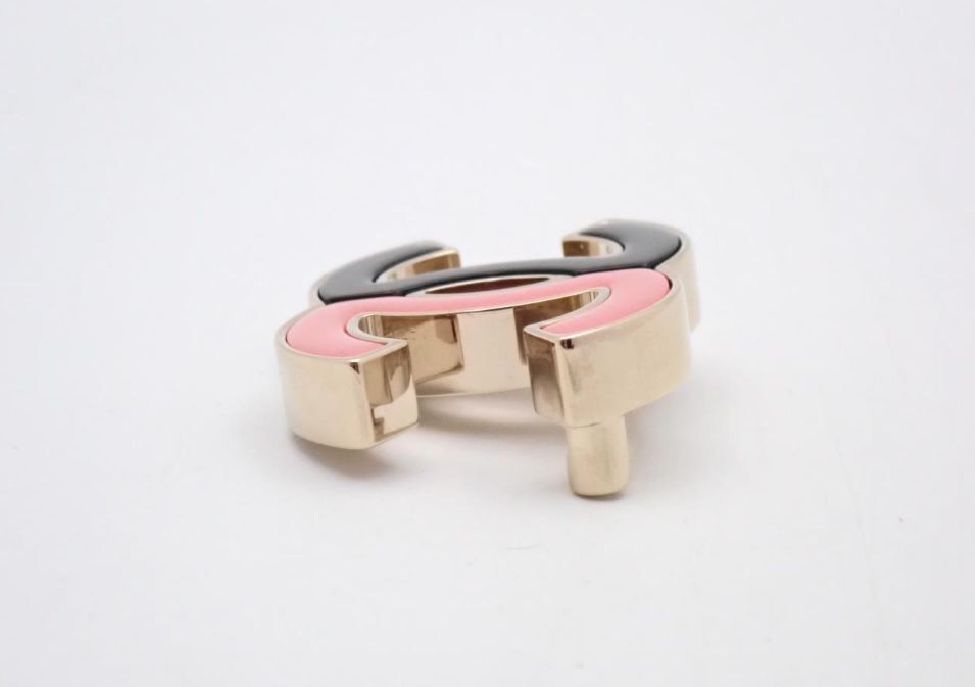 brooch, Coco Mark, bicolor, pink x black, B23C, width 3.7cm. — view 3