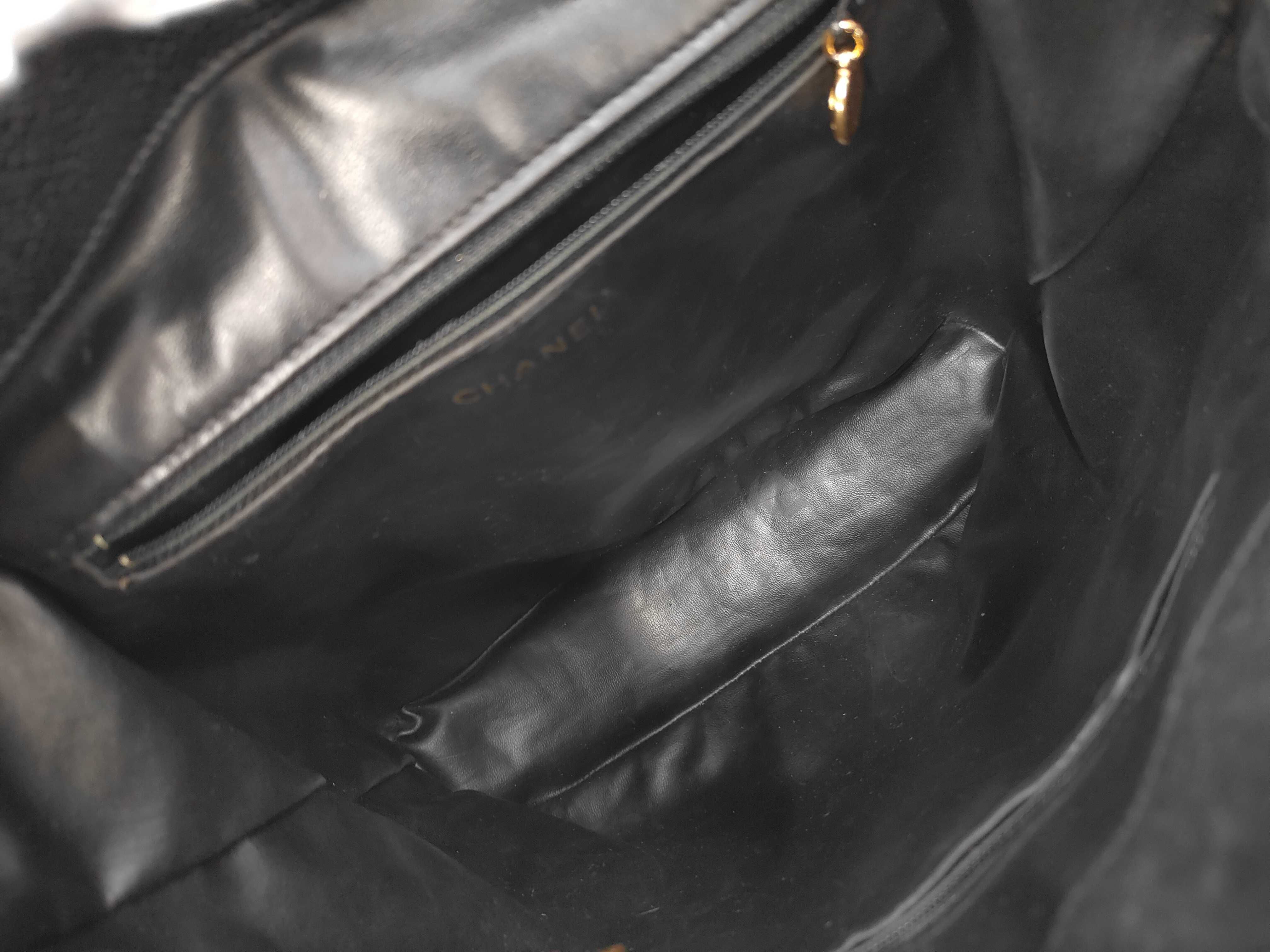 Matelassé Caviar Skin Chain Backpack, Black — view 10
