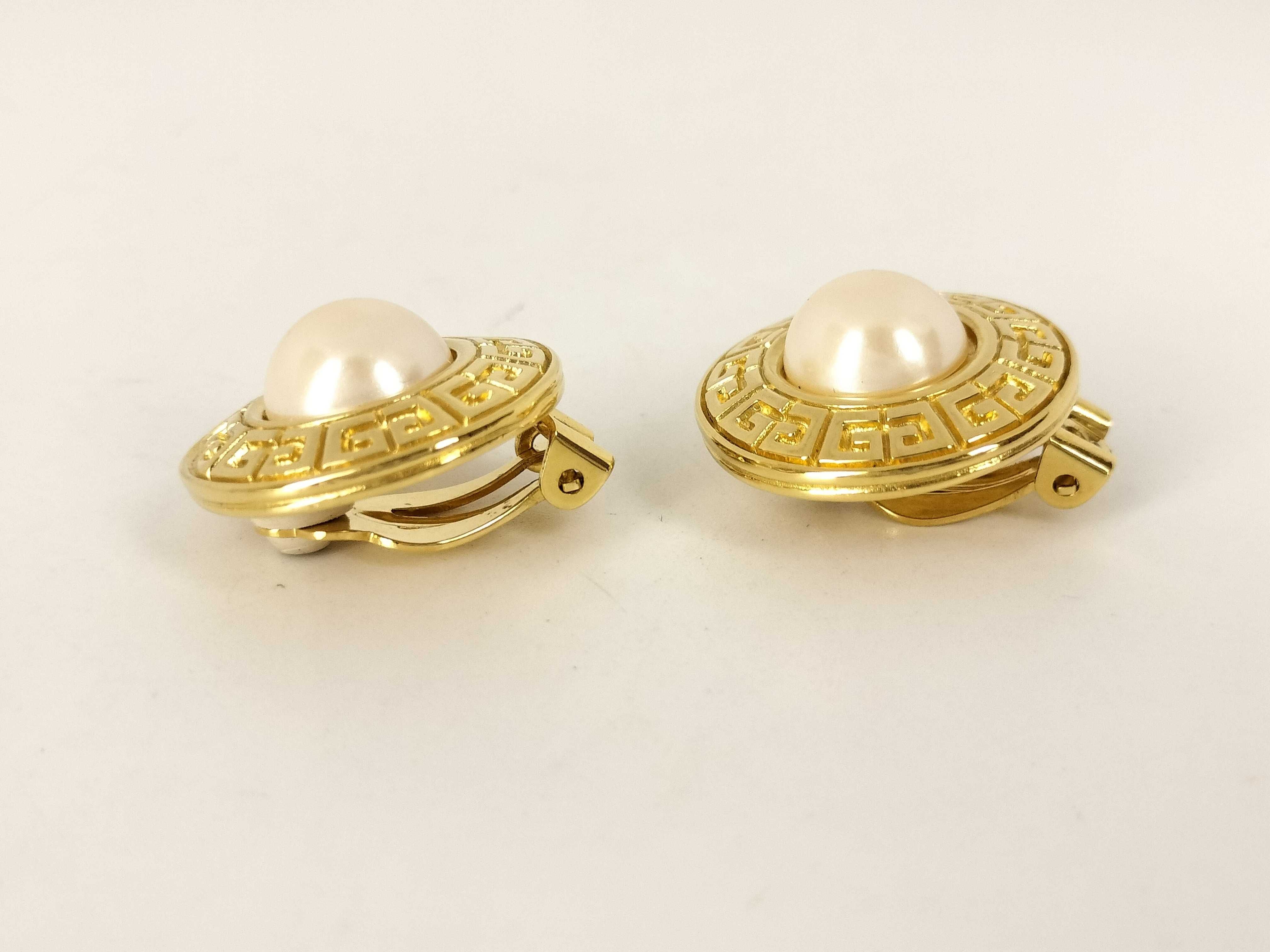 earrings — view 4