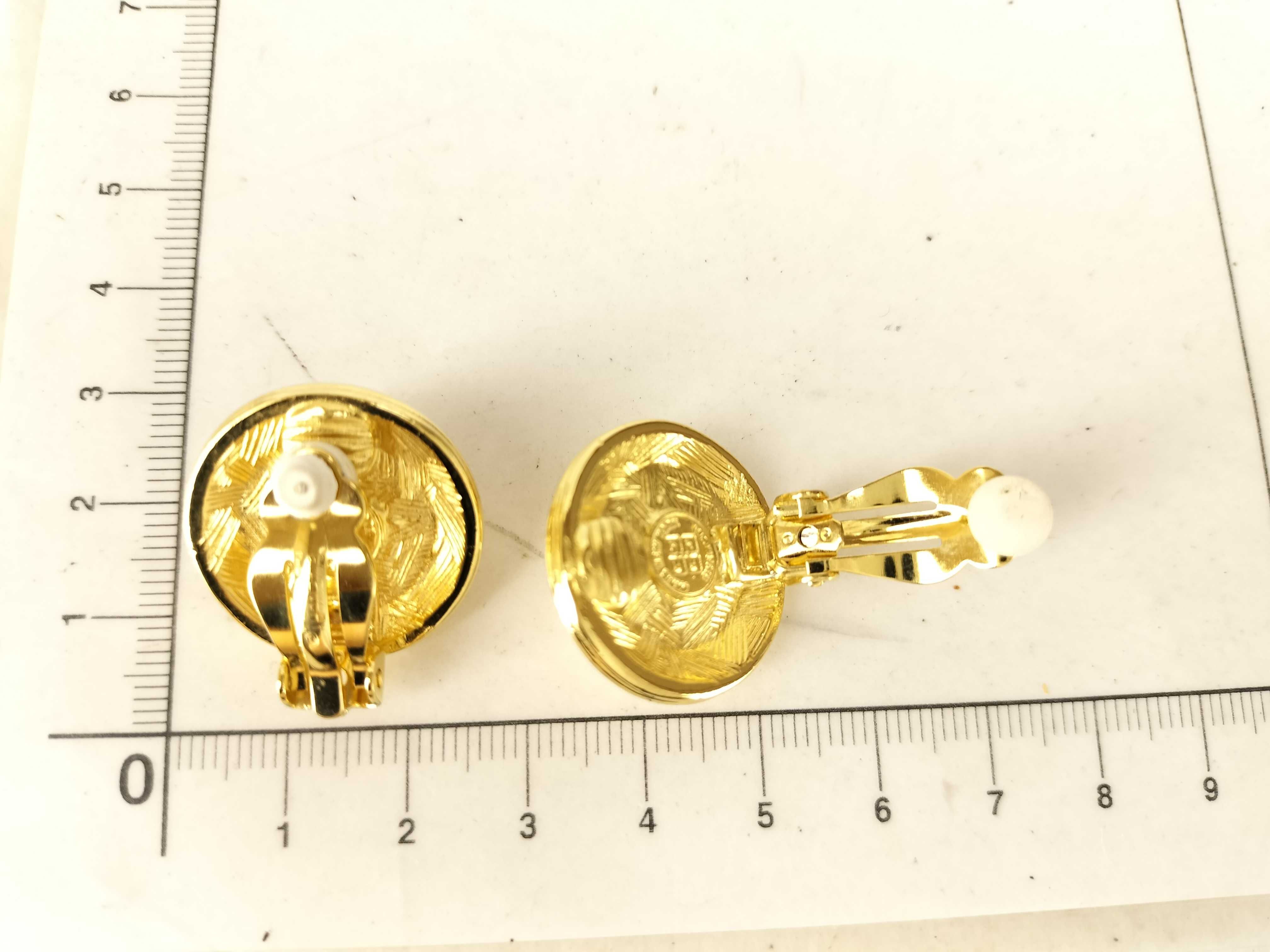 earrings — view 6