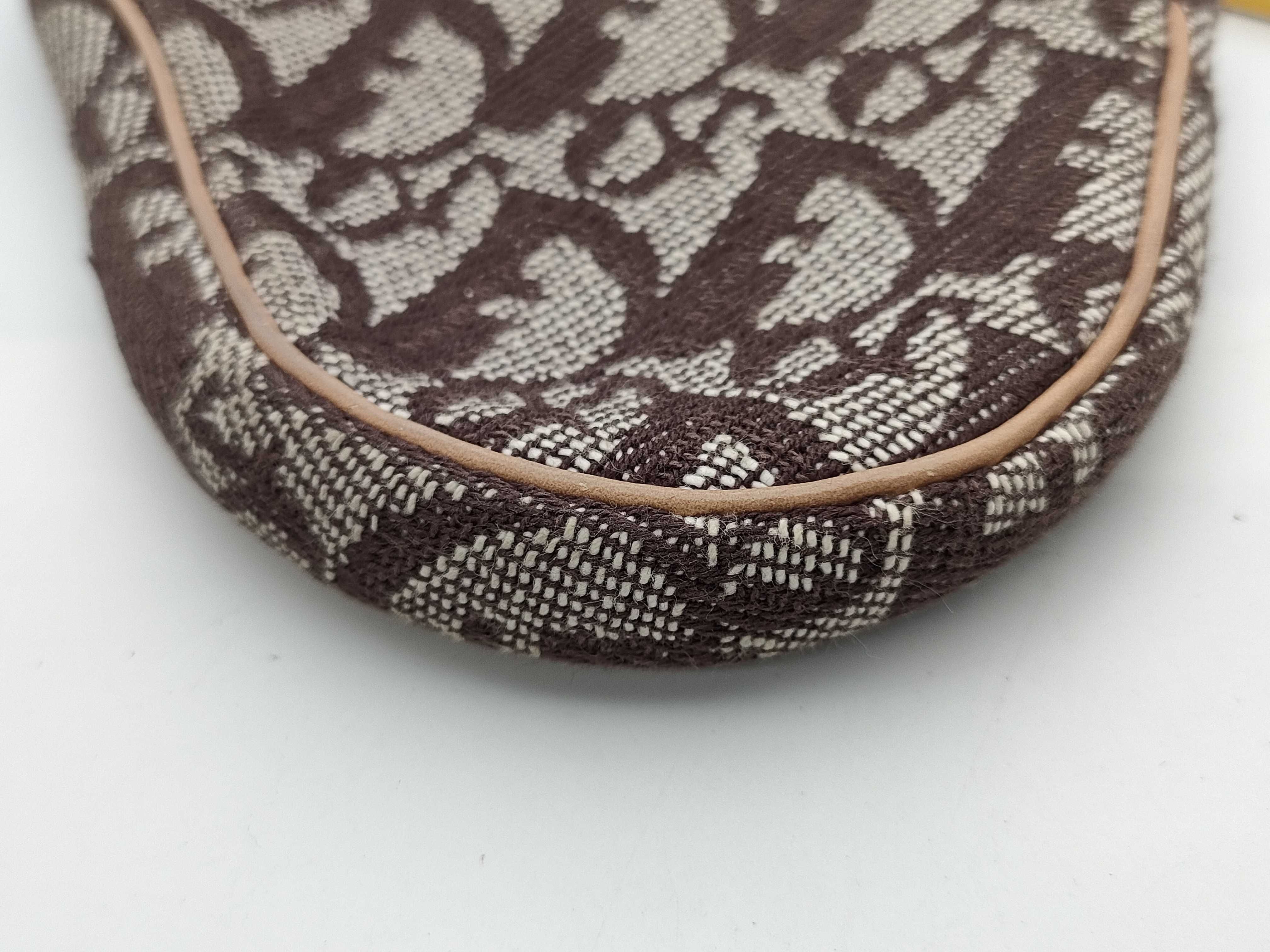 Trotter Saddle Coin Case — view 4