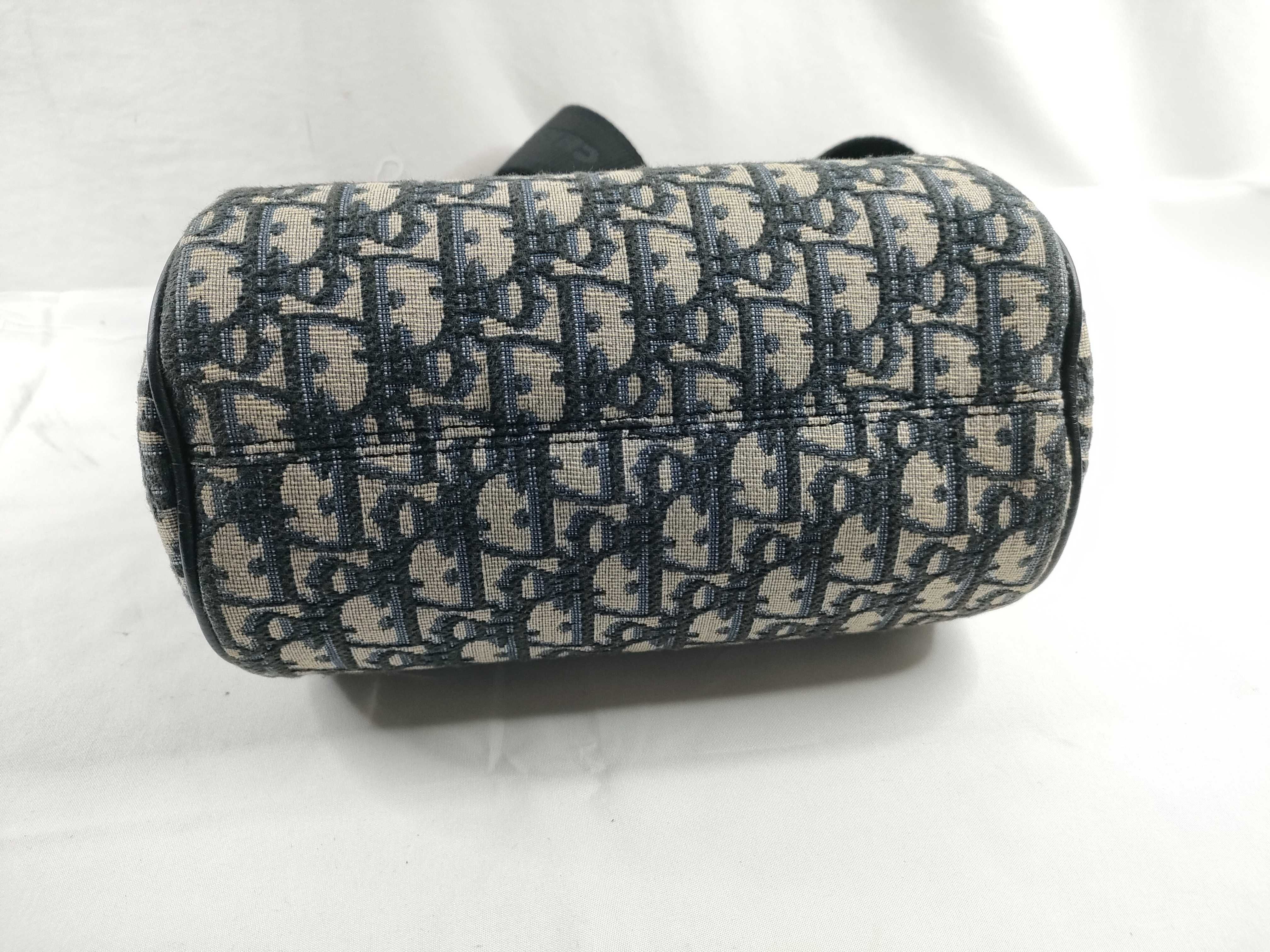 Trotter Christian Laura Trotter Shoulder Bag — view 4