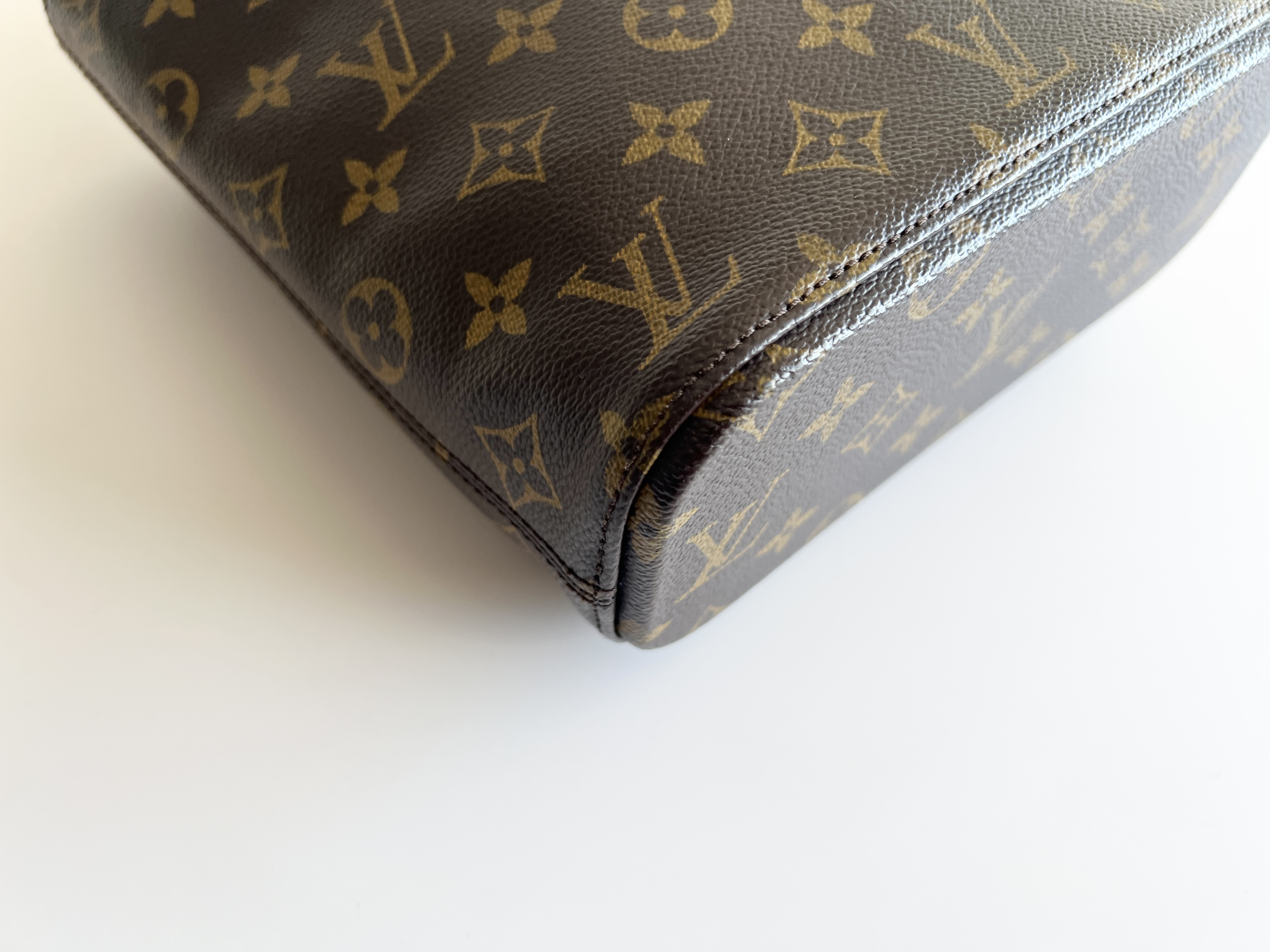 Vavin PM Monogram Leather Handbag Tote Bag — view 11