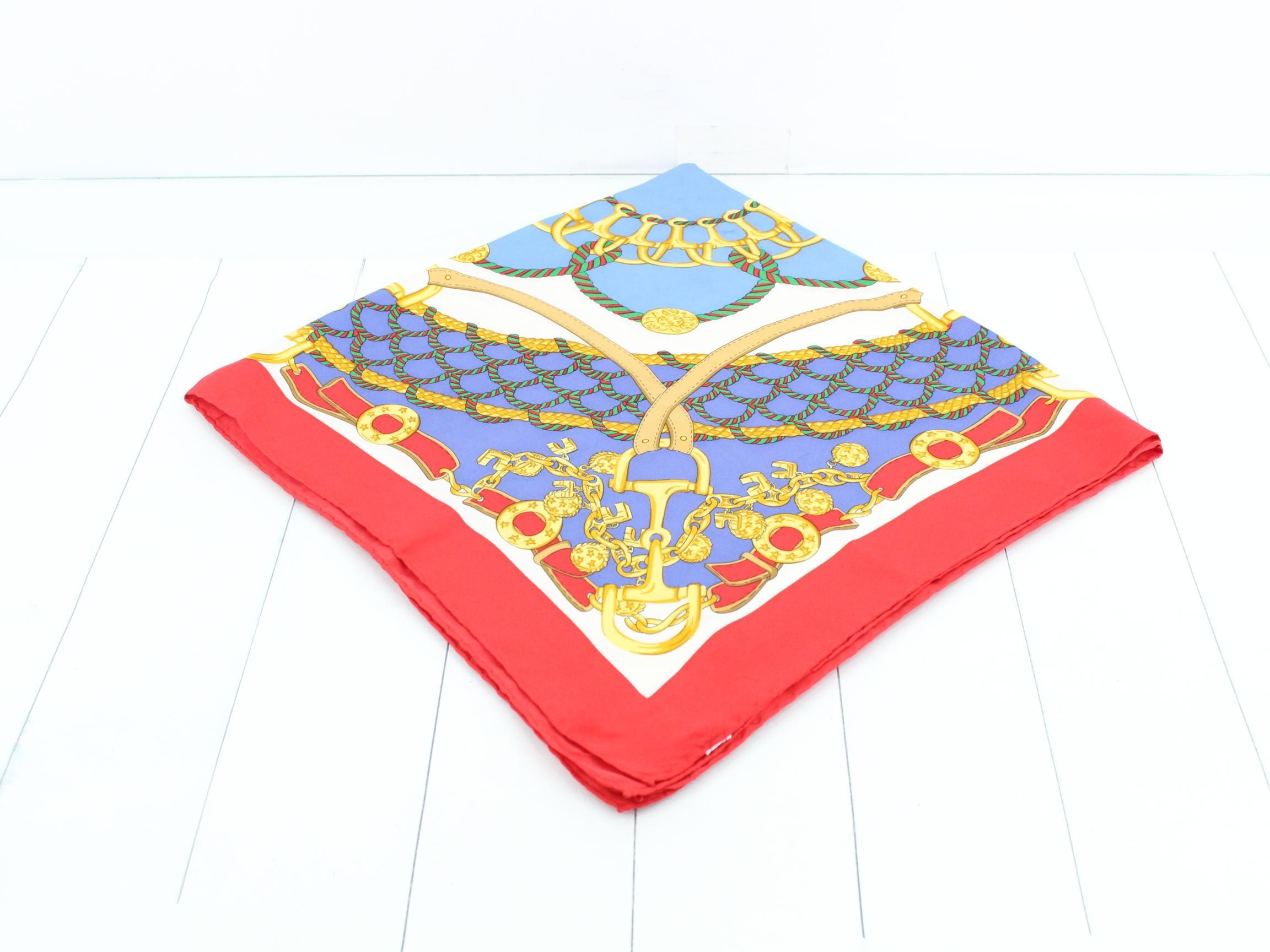 Other lines: Small items, accessories, scarves — view 2