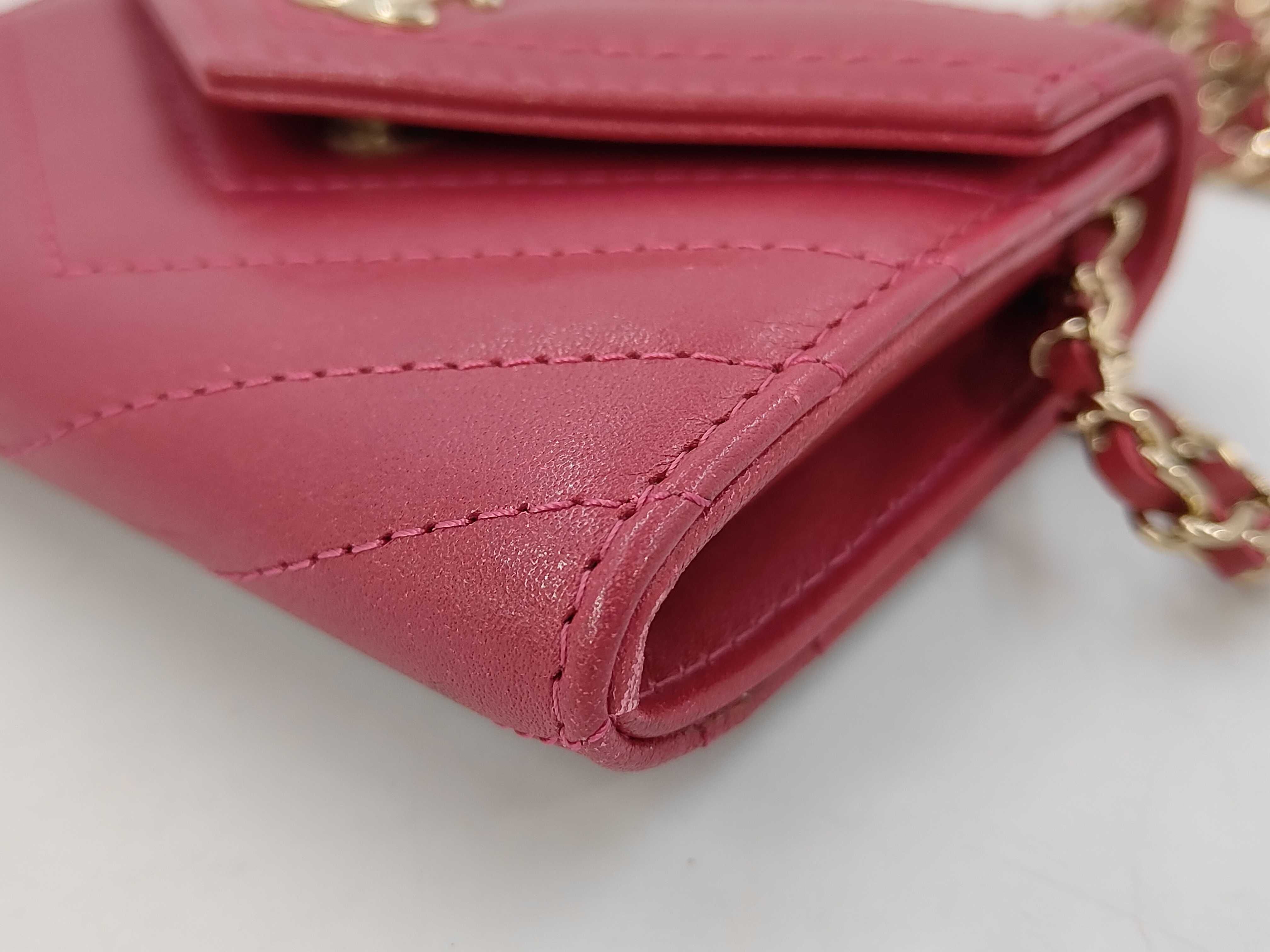 Chain Wallet — view 3
