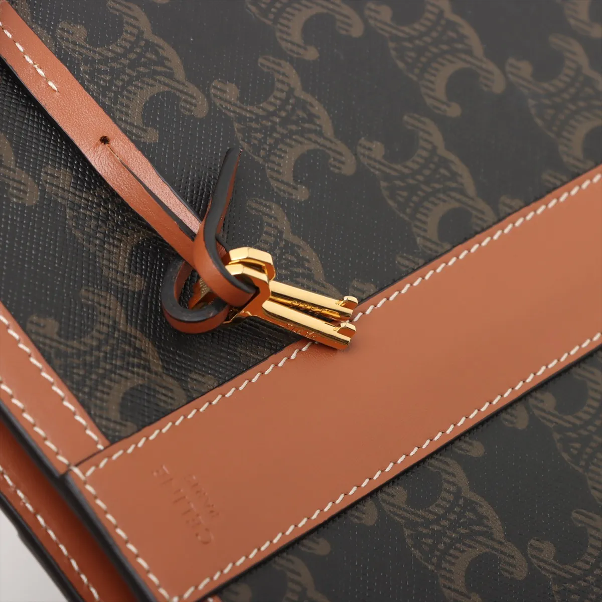 Triomphe Toiletry Pouch PVC x Leather Clutch Bag Brown — view 8