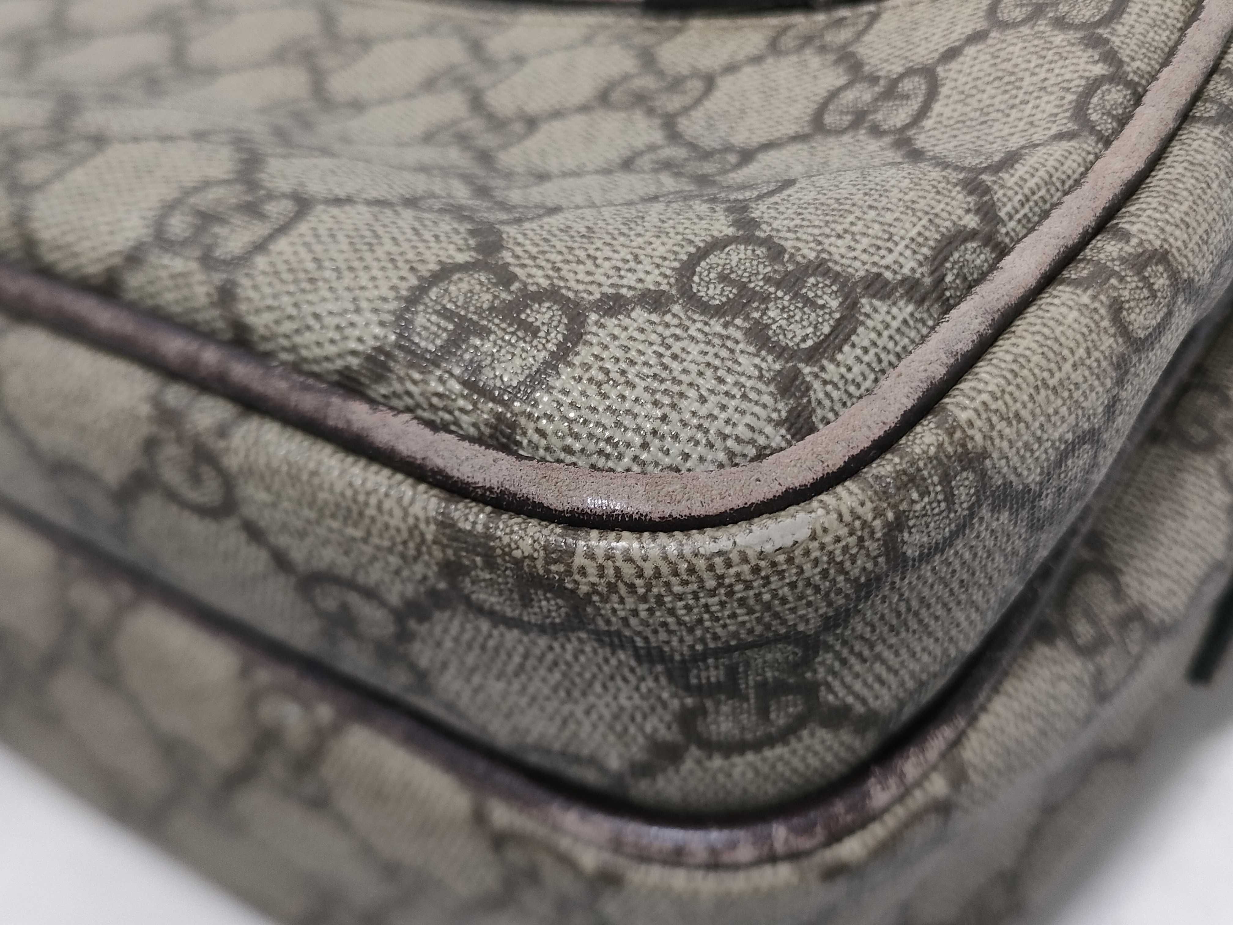 GG Supreme Shoulder Bag — view 7
