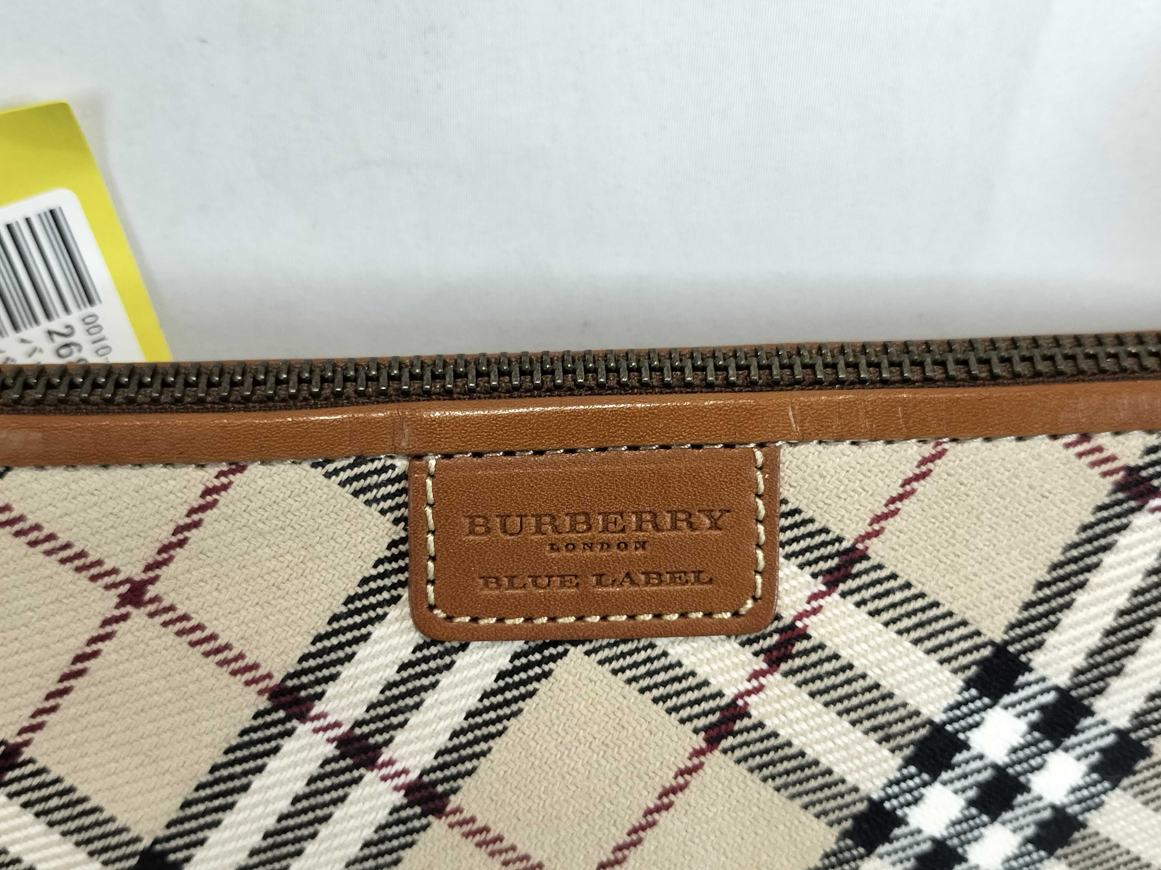 Nova Check Pochette Shoulder Bag Handbag — view 2