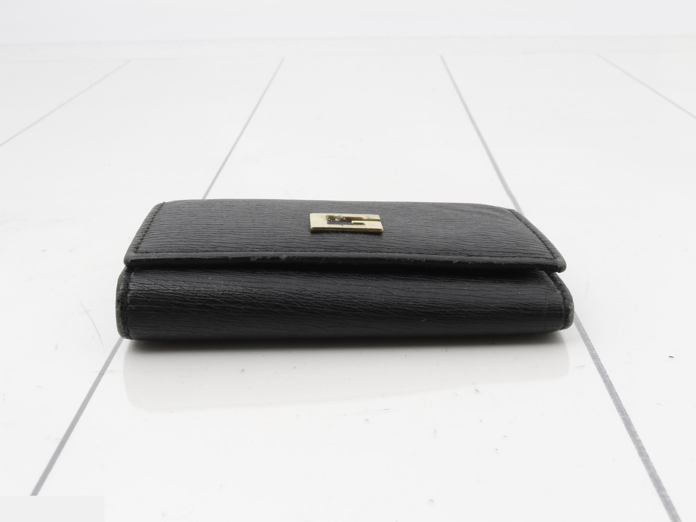 G Logo Key Case — view 3
