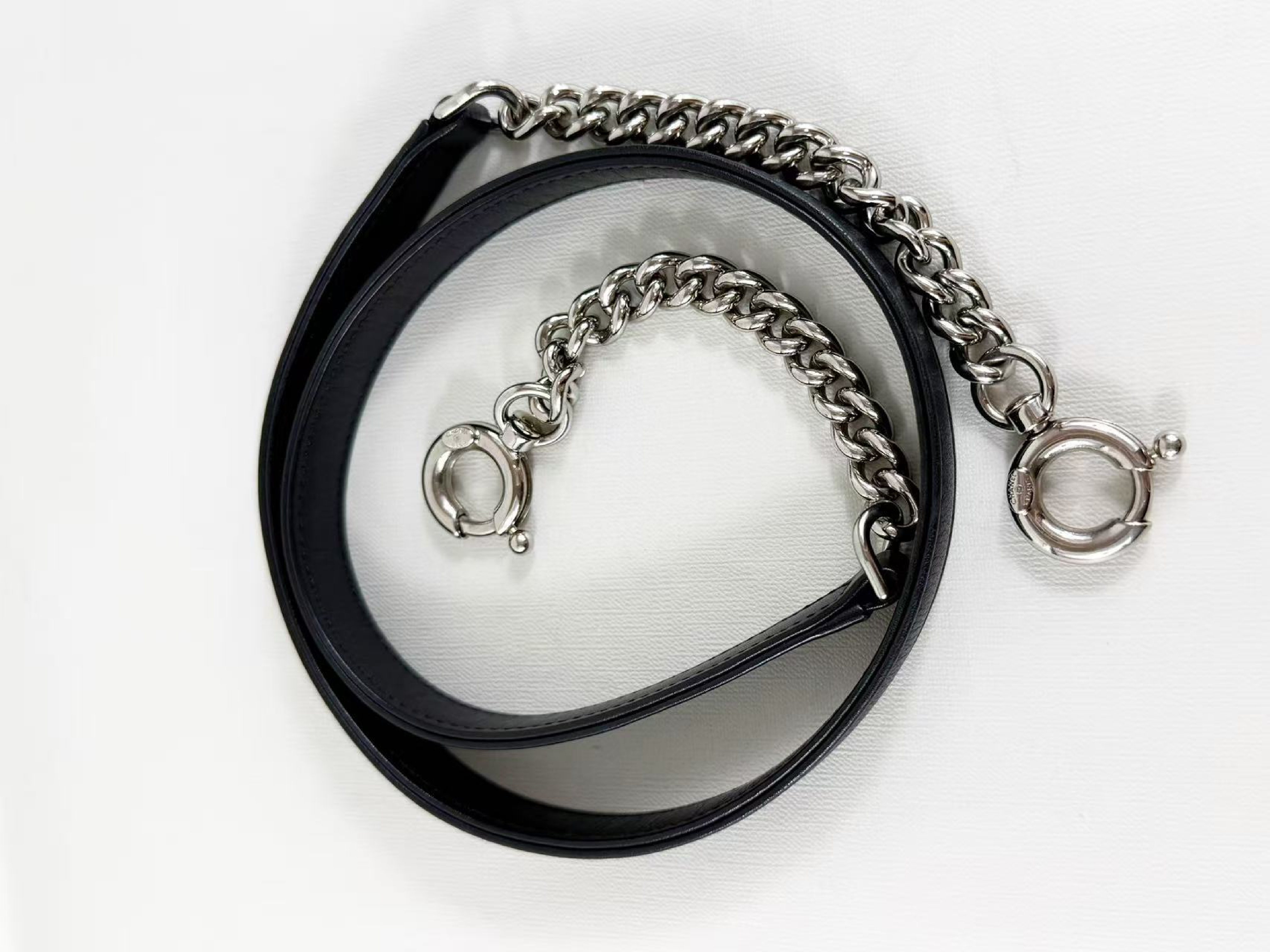 Black Caviar Skin Matelassé 2-way Tanlock Shoulder Bag, W27/H17/D7cm (approx.), serial number in the 25s, with strap and seal, silver hardware, item number 25644716. — view 9