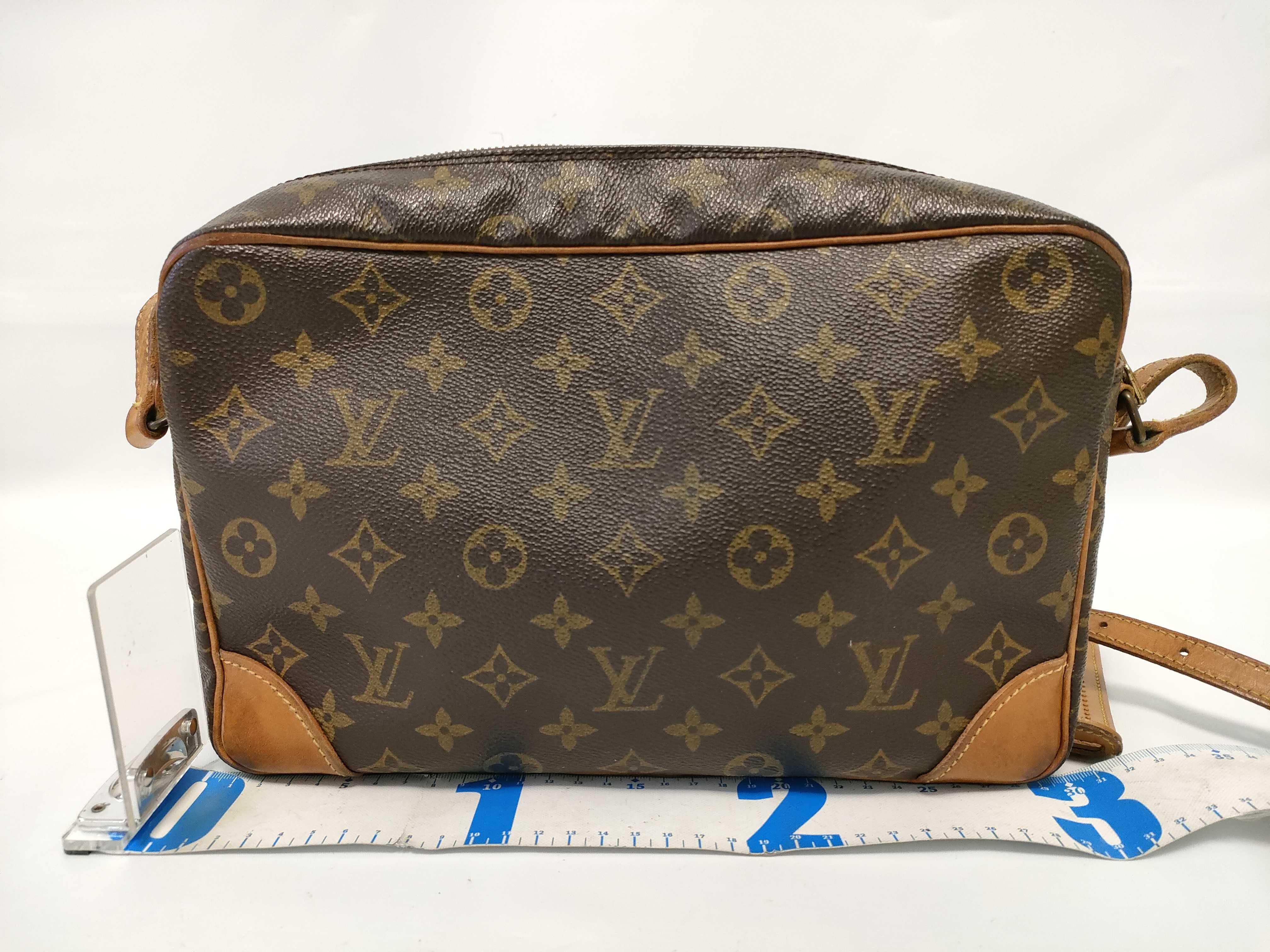 Monogram Louis Vuitton Monogram Trocadero Shoulder Bag — view 2