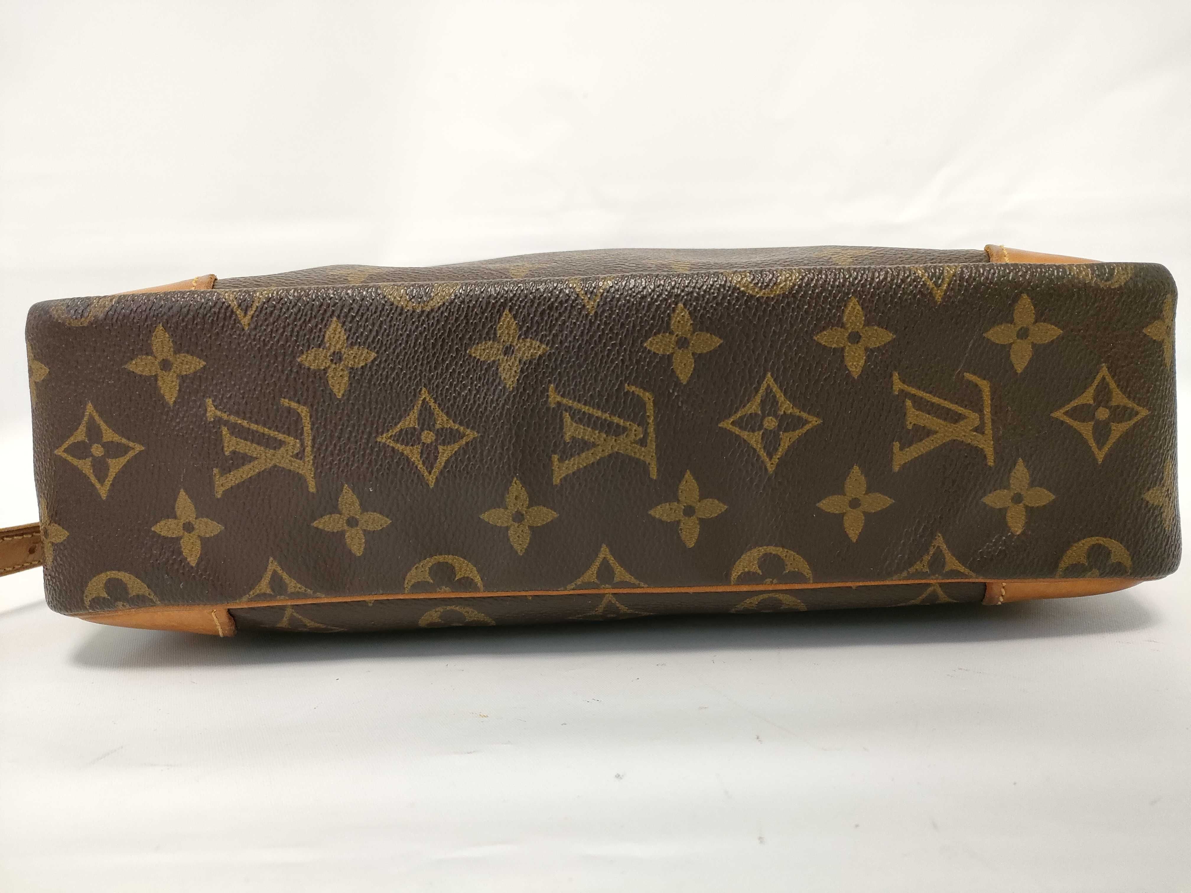 Monogram Louis Vuitton Monogram Trocadero Shoulder Bag — view 7