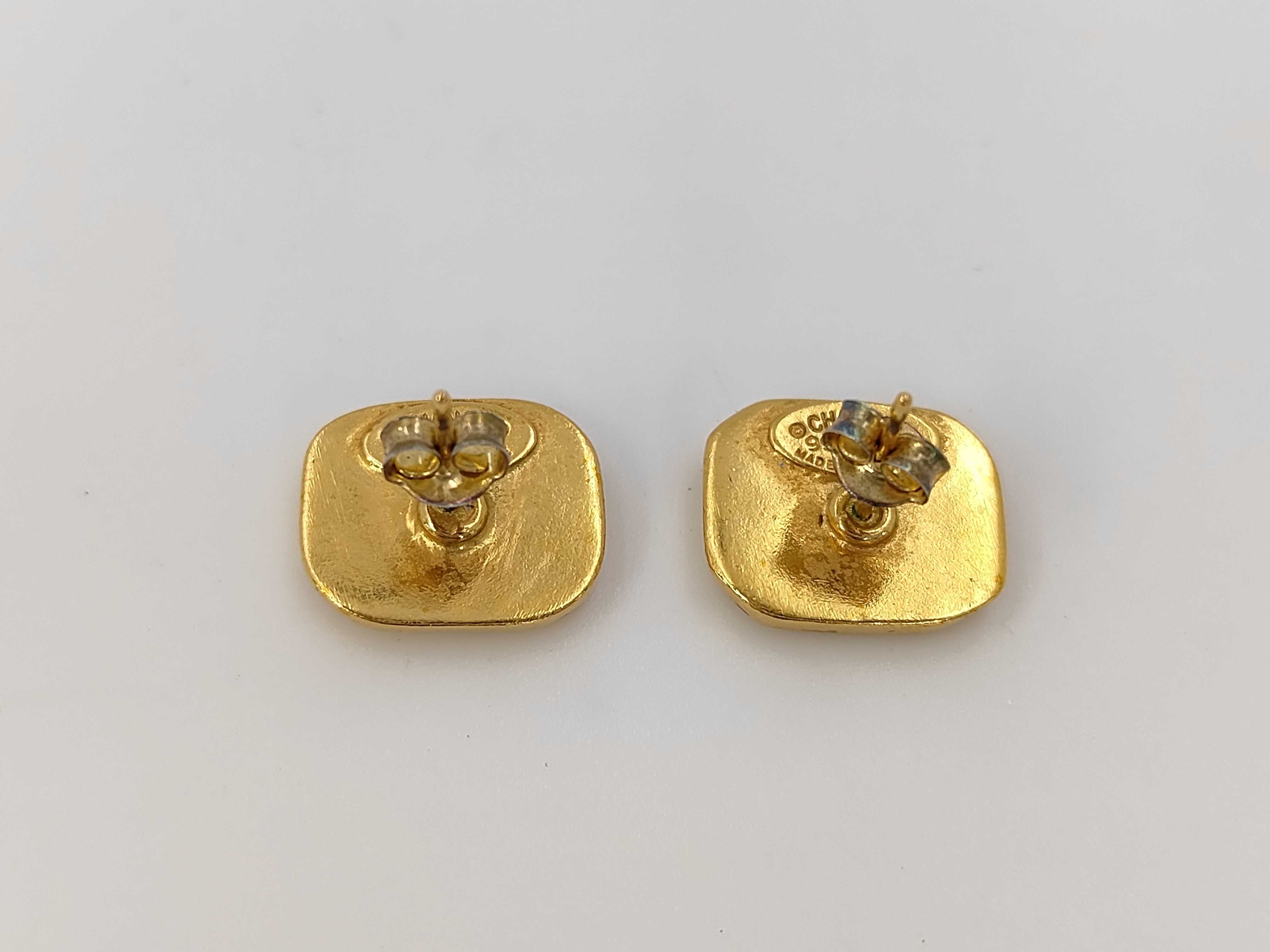 earrings — view 2