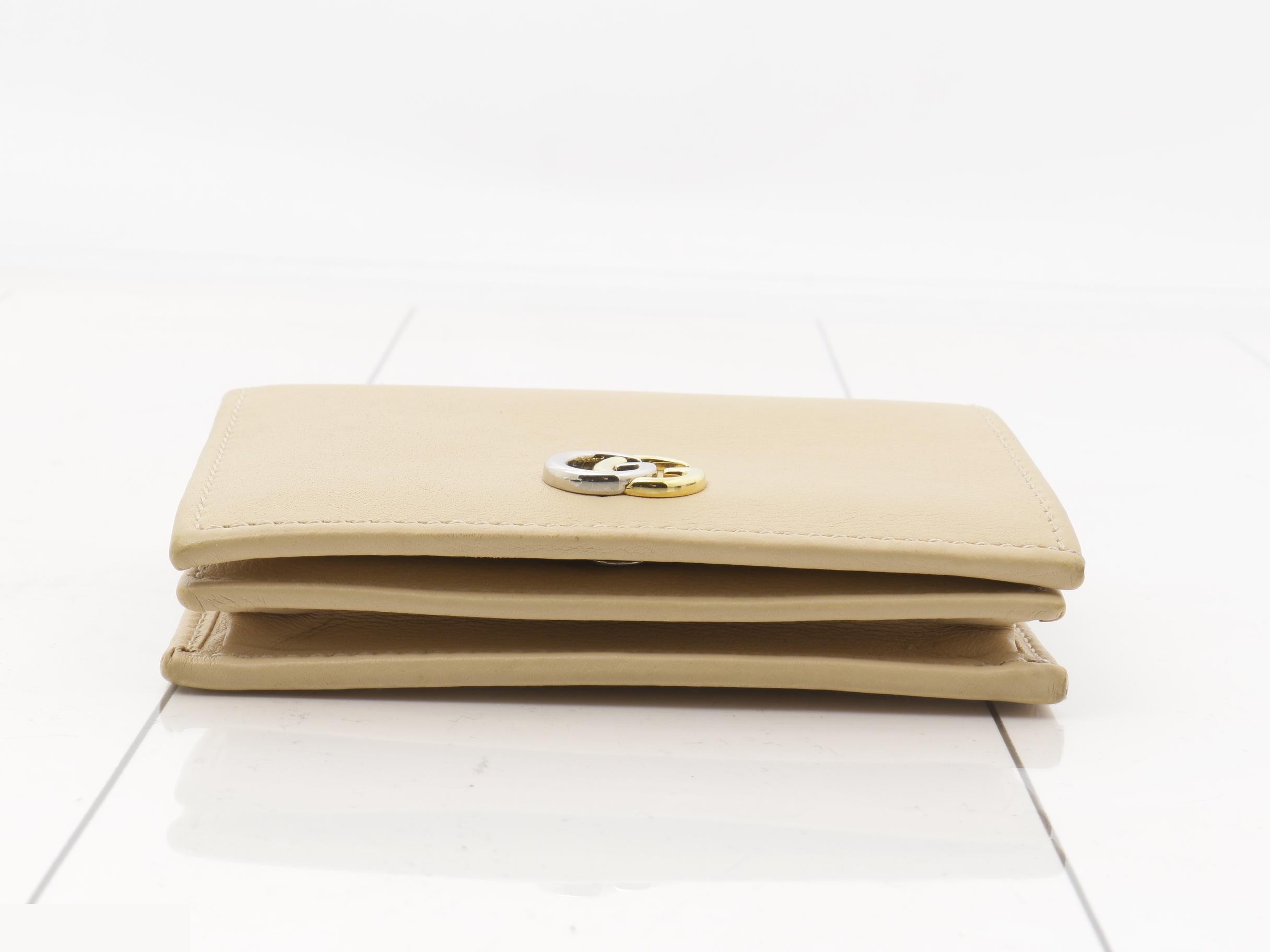 Bi-fold wallet — view 3
