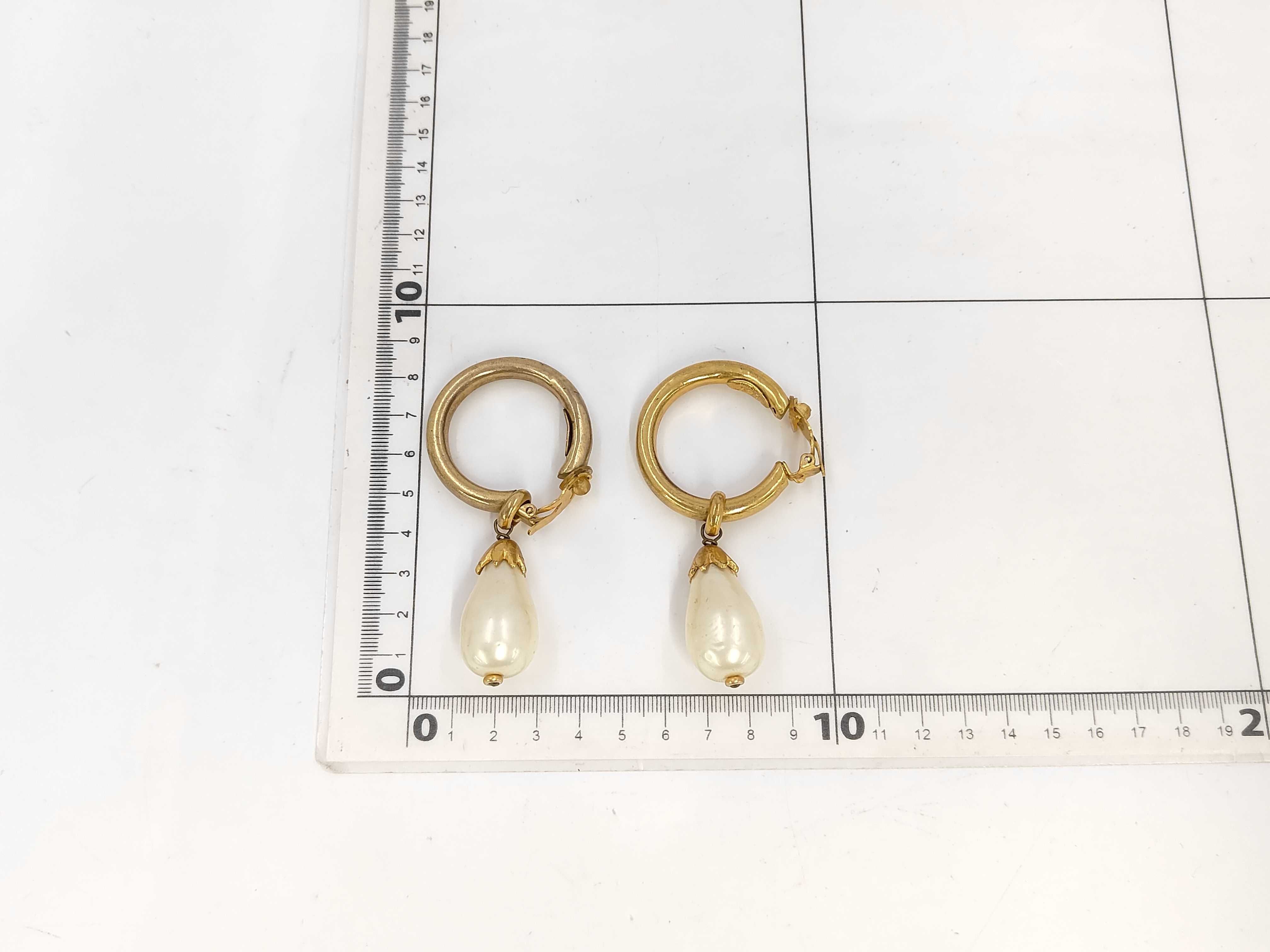 29 Engraved Large Teardrop Pearl Vintage Earrings GP Earrings — view 7