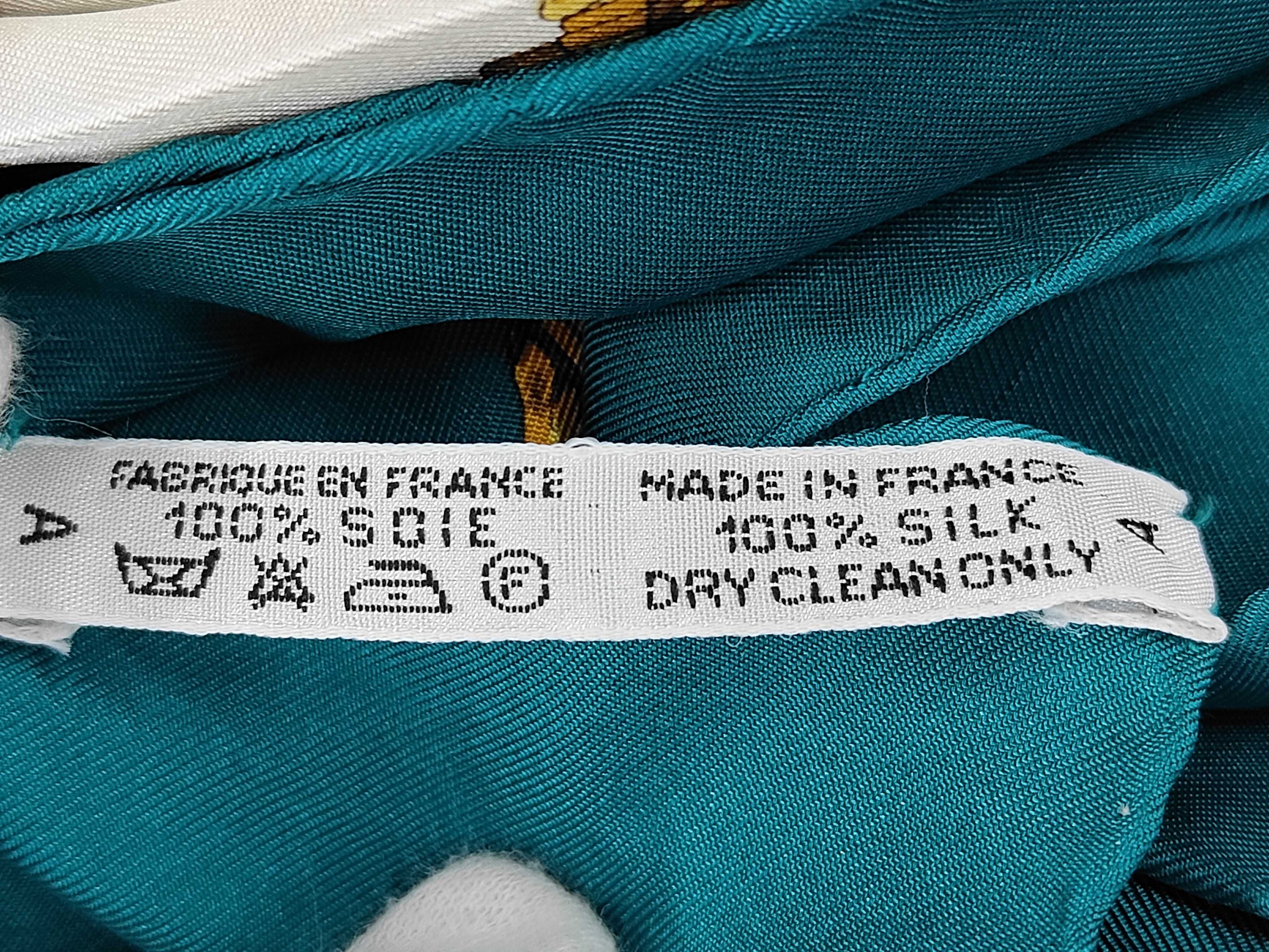 Carre 90 GRAND UNIFORME Scarf and other accessories — view 6