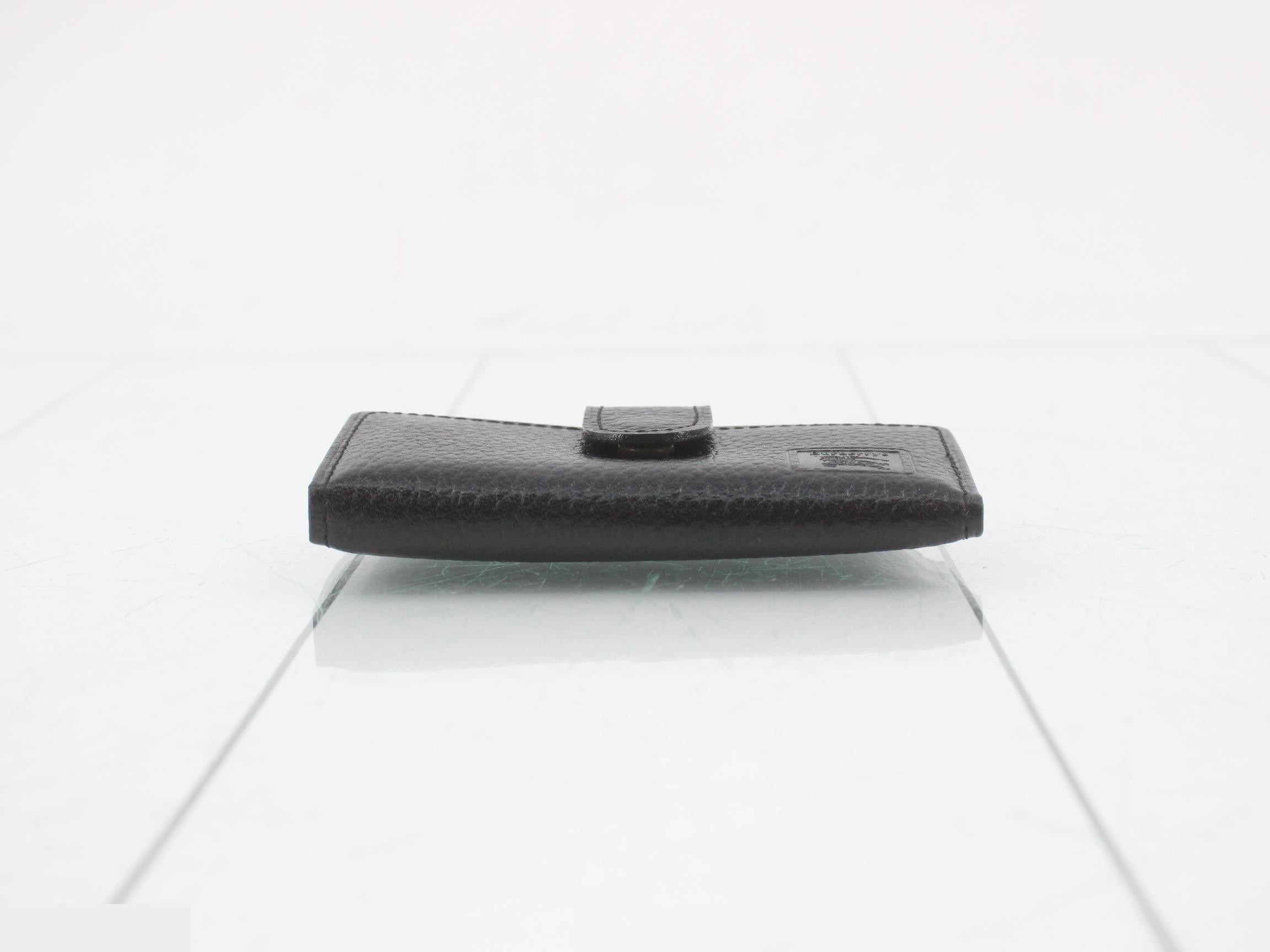 Key case — view 3