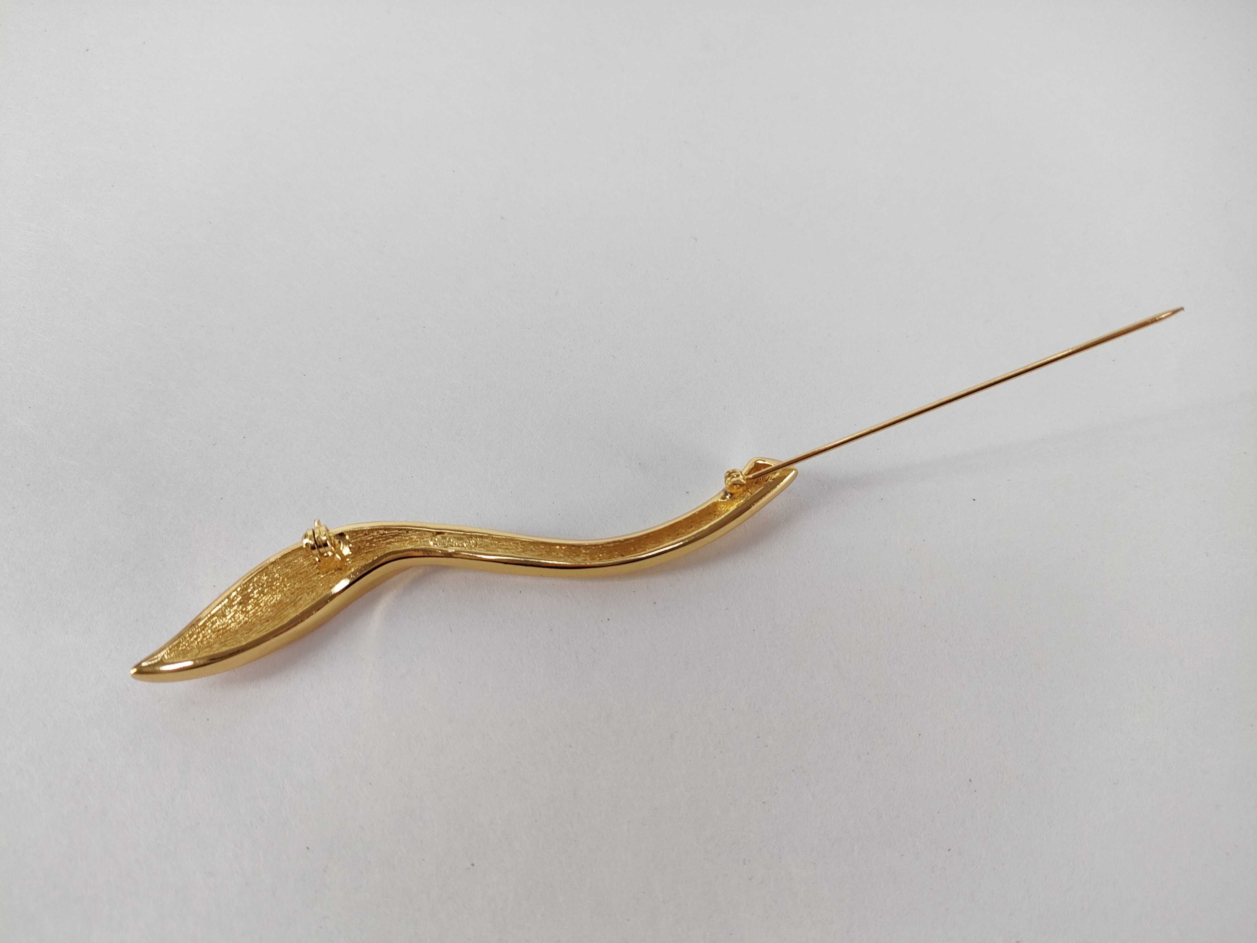Vintage Rhinestone Gold Brooch — view 3