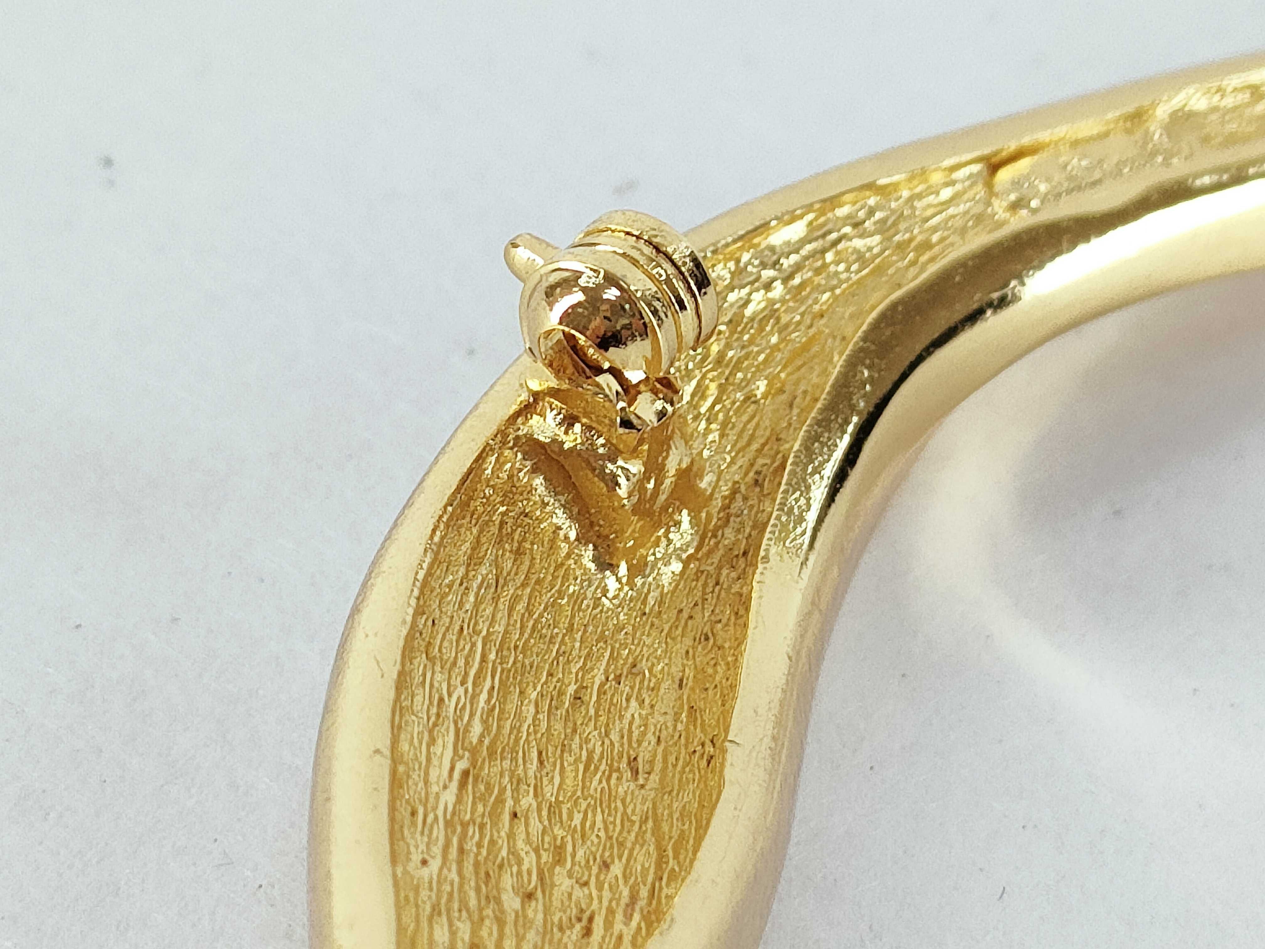 Vintage Rhinestone Gold Brooch — view 6