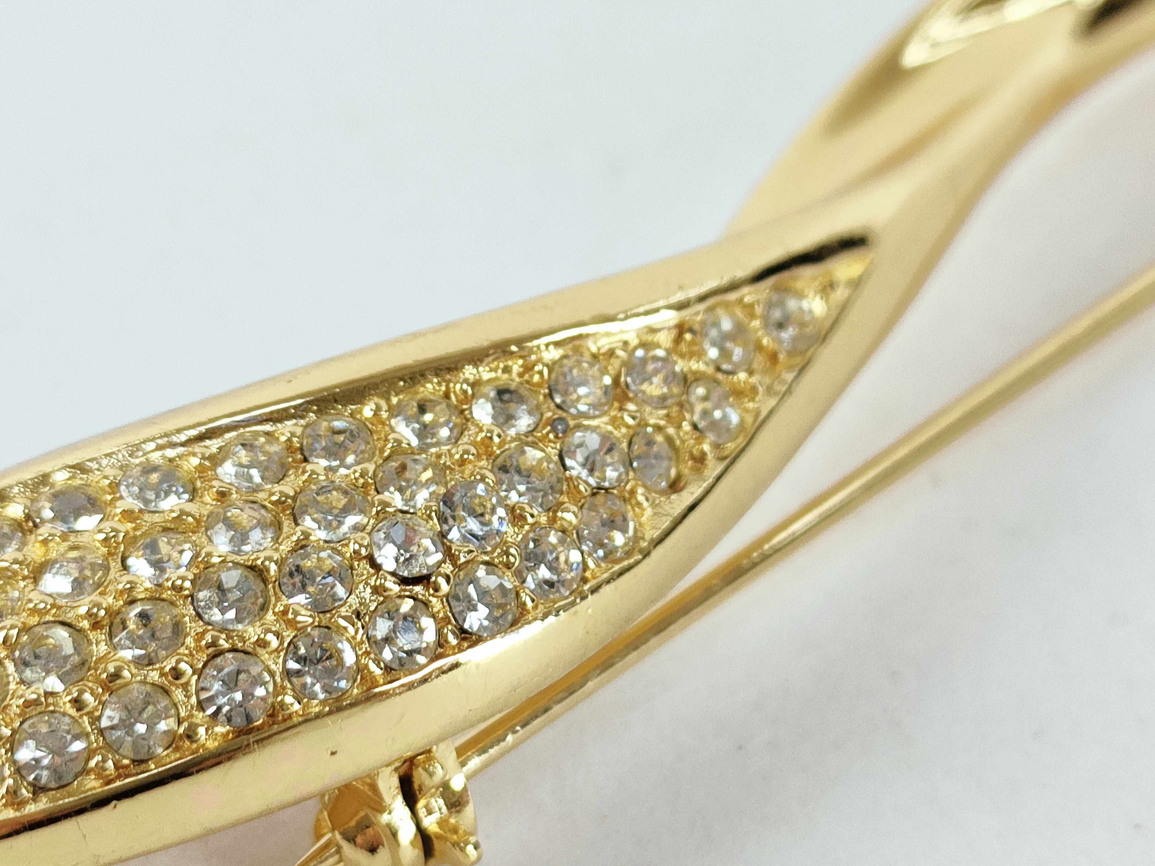 Vintage Rhinestone Gold Brooch — view 9