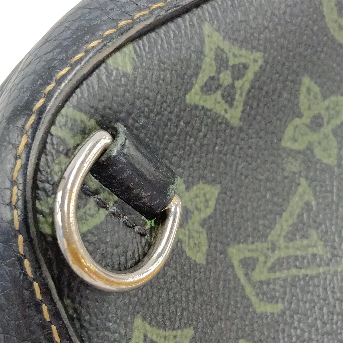 Monogram Avenue Sling Bag M46344 Black (RFID detected) — view 15