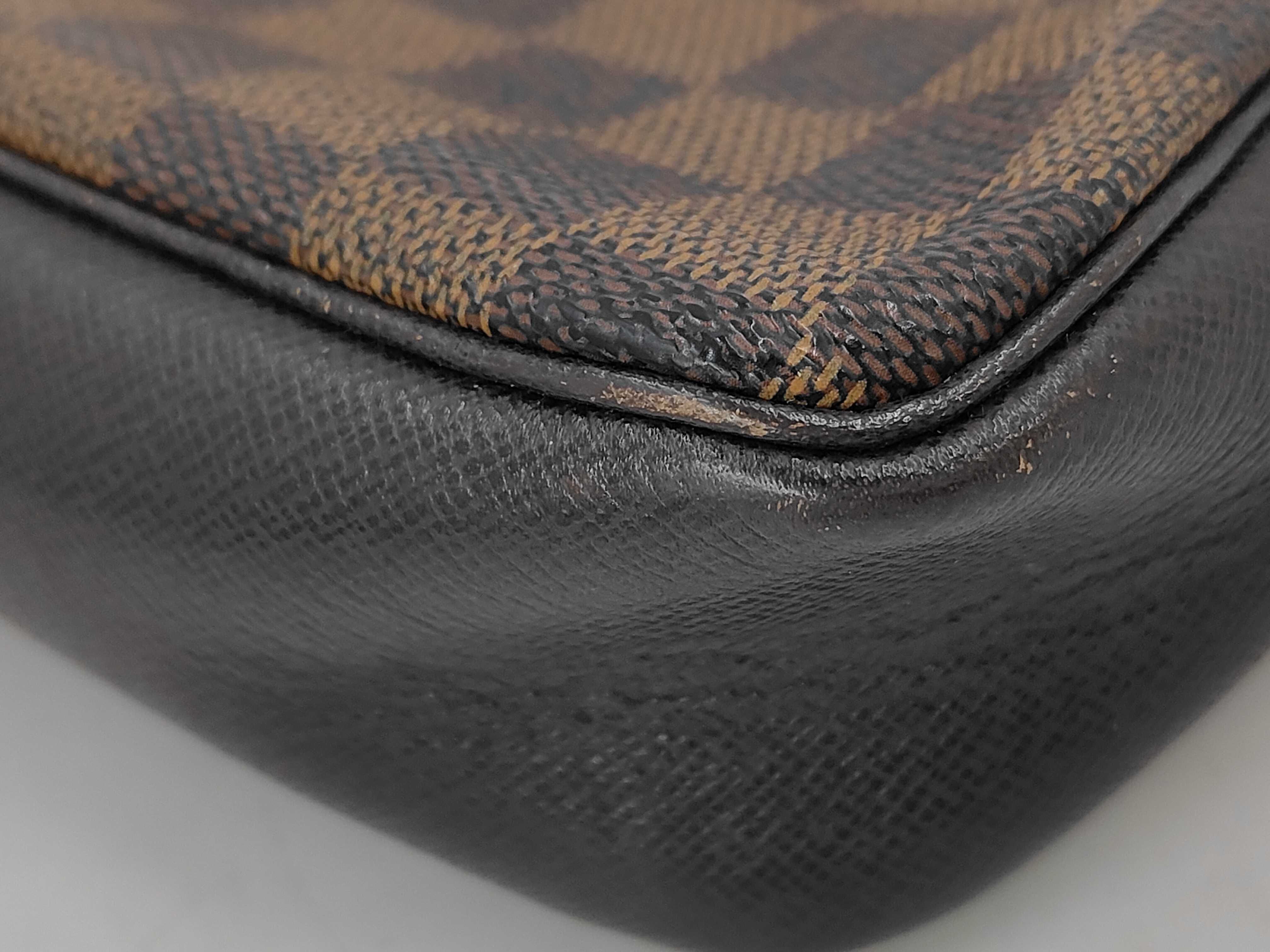 Damier Trousse Makeup Bag — view 7