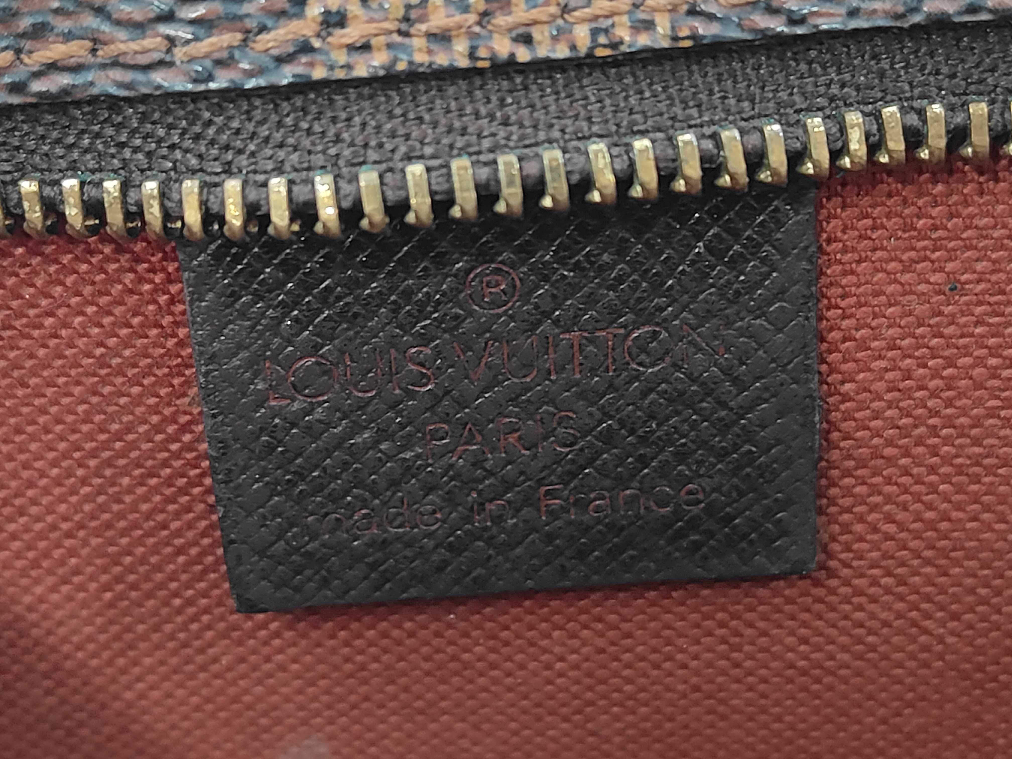 Damier Trousse Makeup Bag — view 9