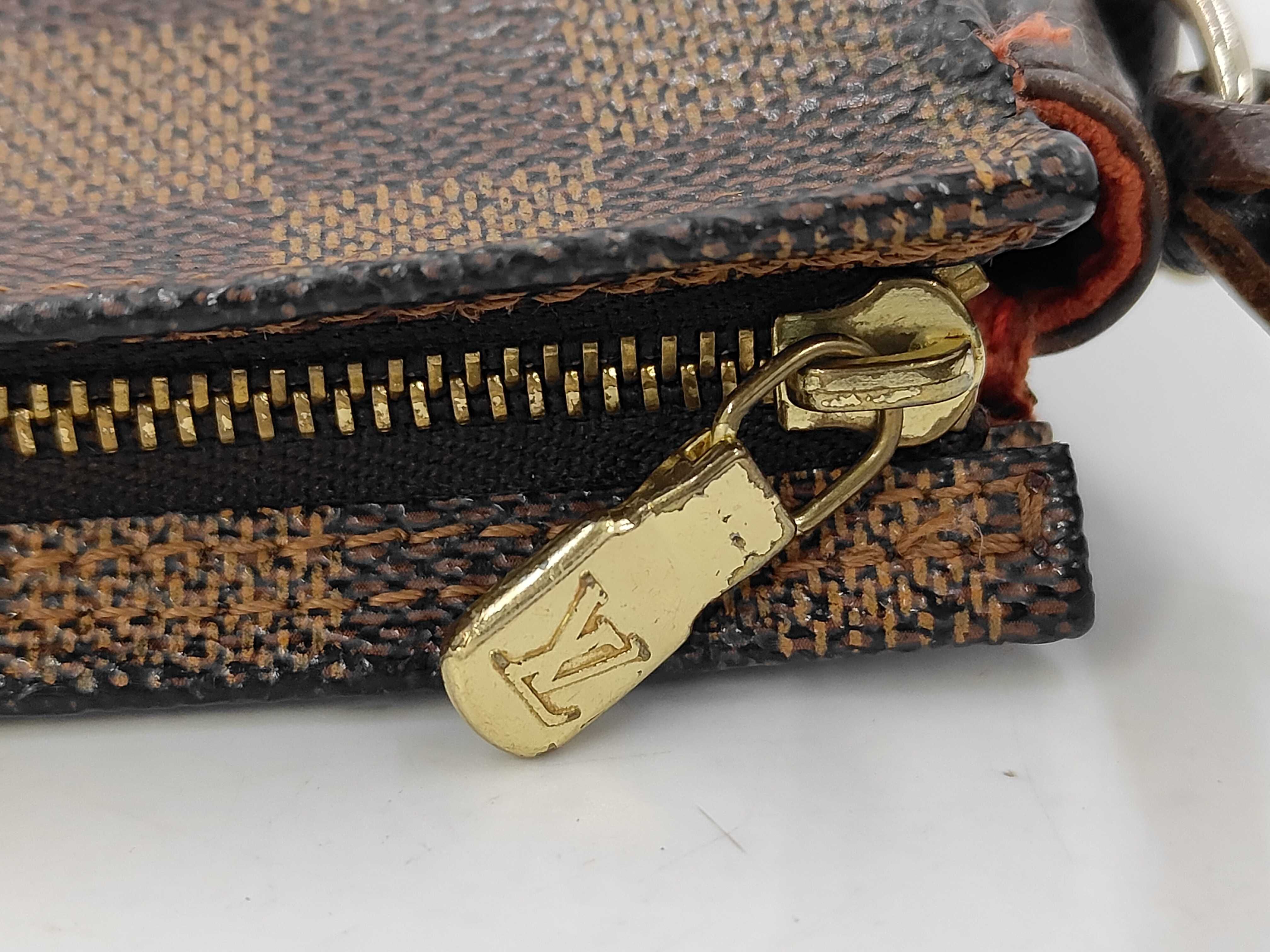 Damier Trousse Makeup Bag — view 10