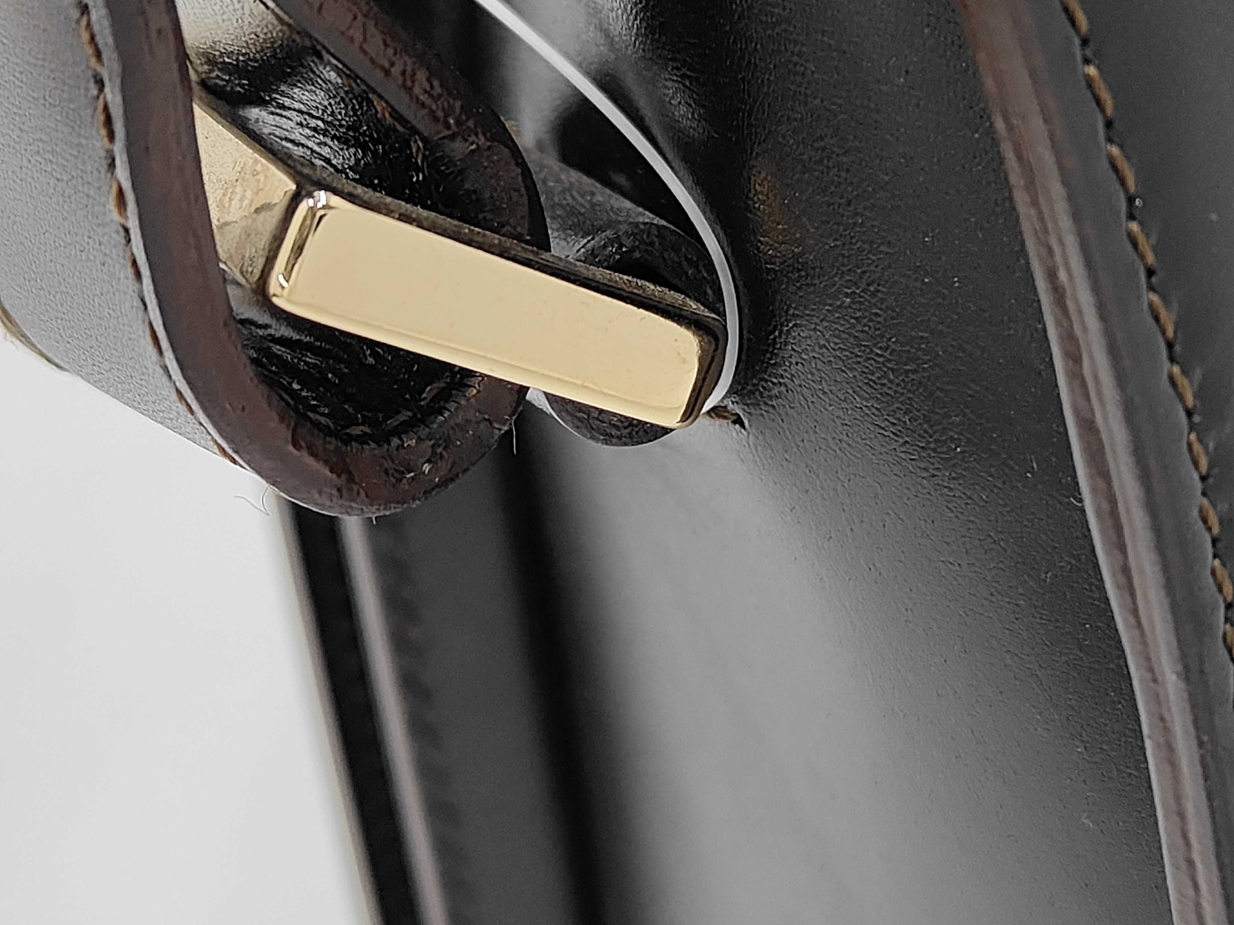 Triomphe leather shoulder bag — view 3