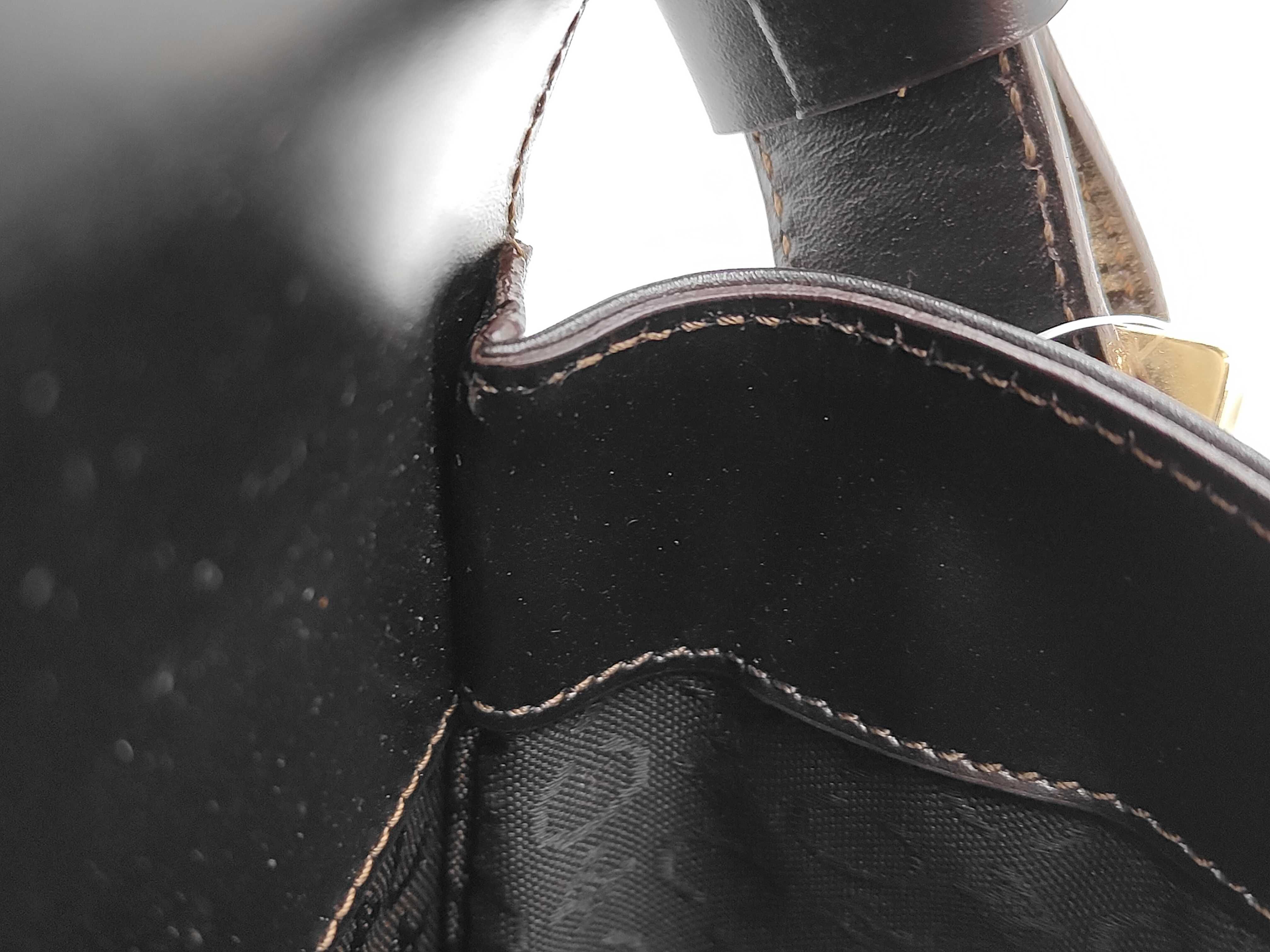 Triomphe leather shoulder bag — view 10