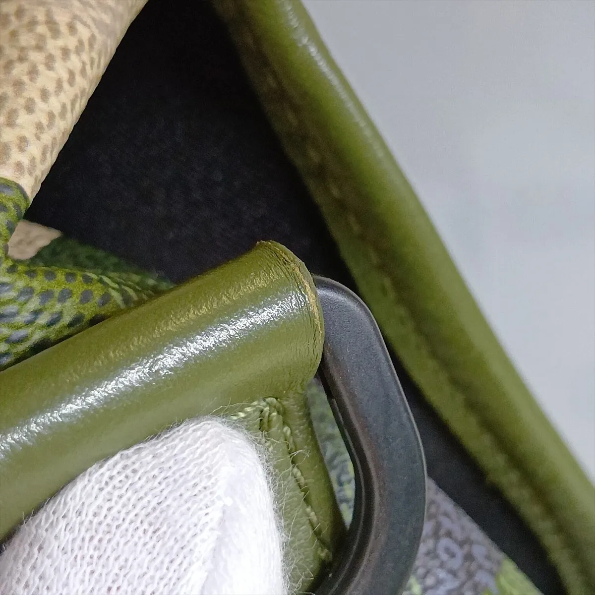 Damouflage Canvas Trail Messenger M24449 Green (RFID detected) — view 14