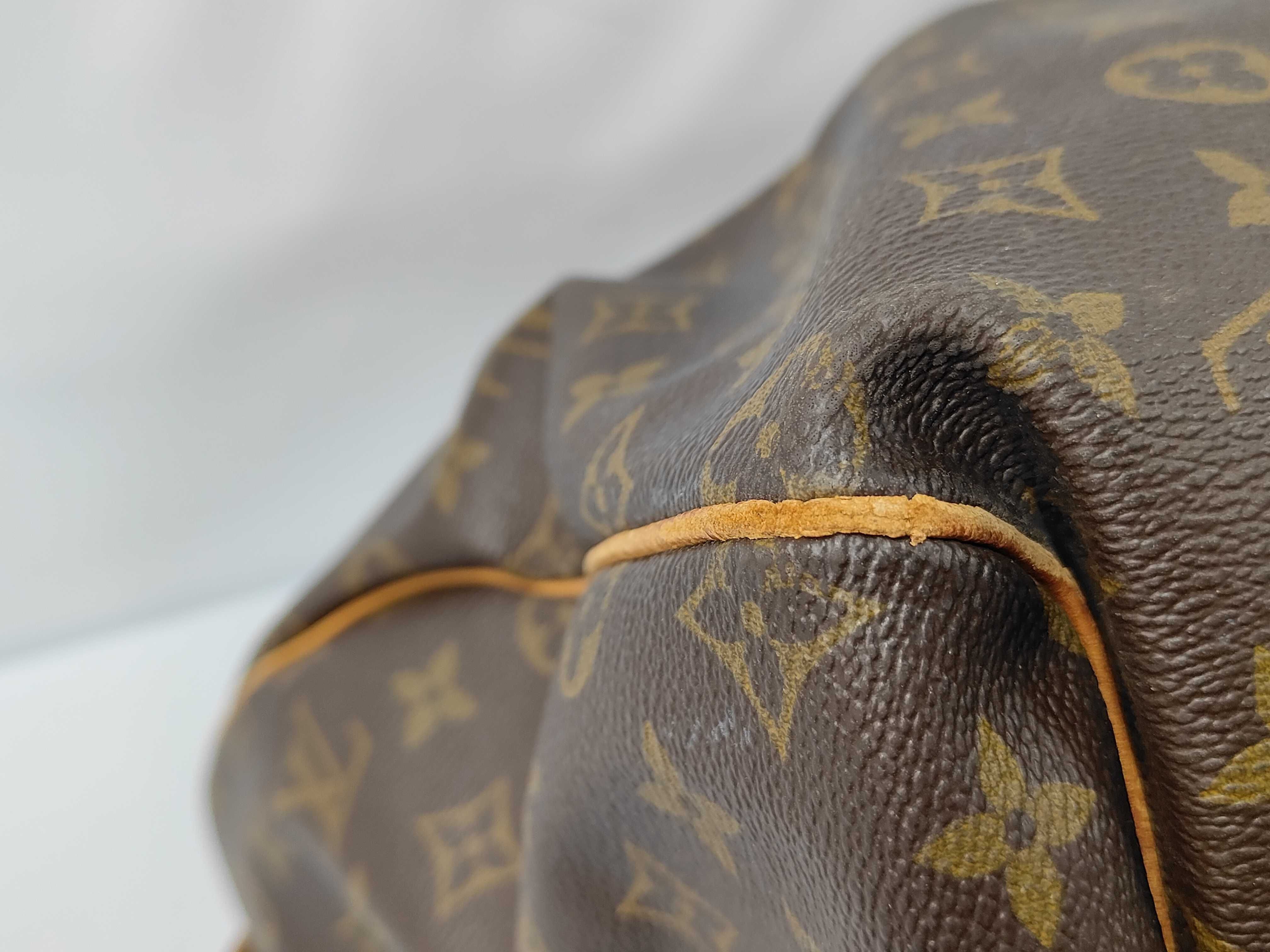 LV Louis Vuitton Monogram Keepall 55 Boston Bag — view 4