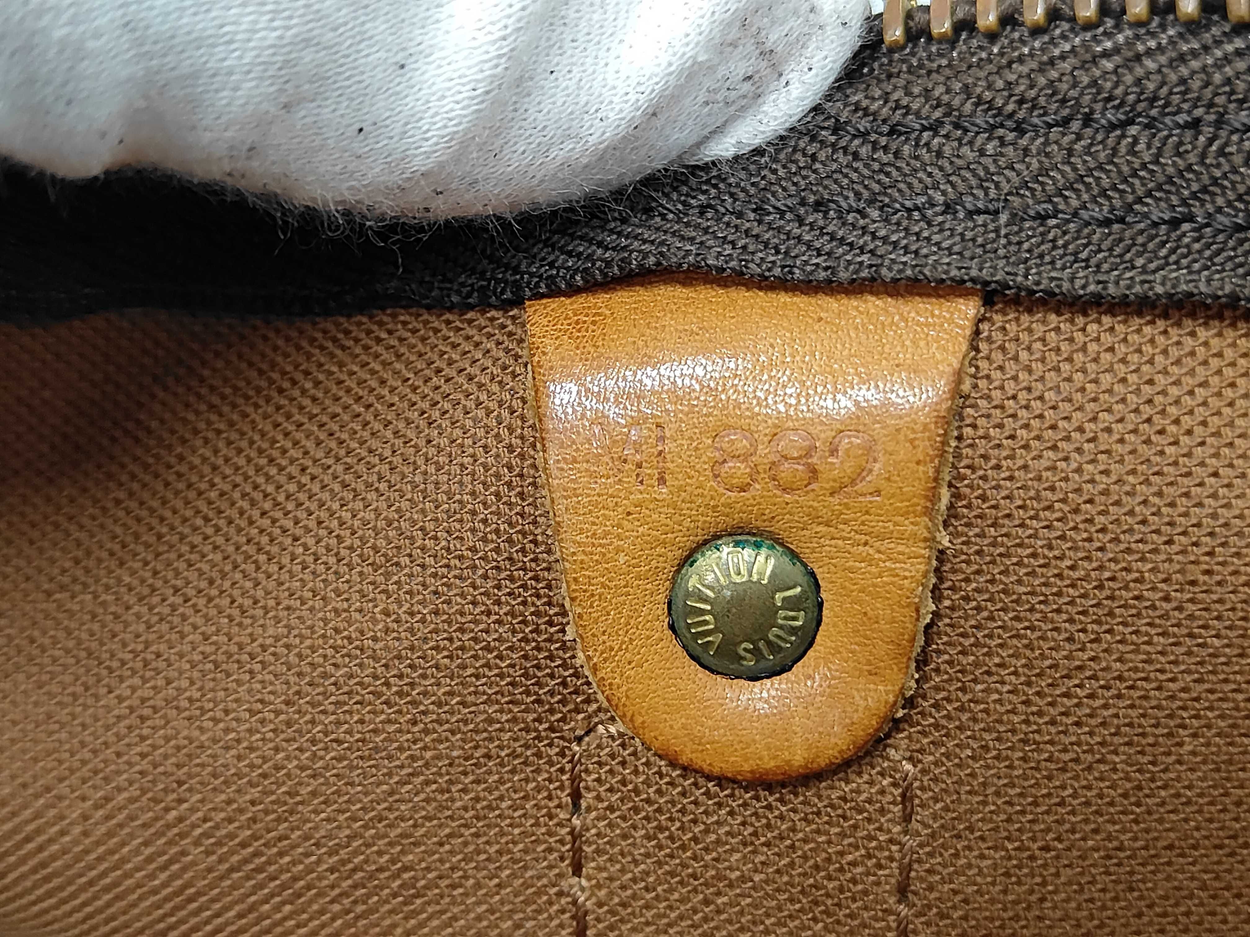 LV Louis Vuitton Monogram Keepall 55 Boston Bag — view 10