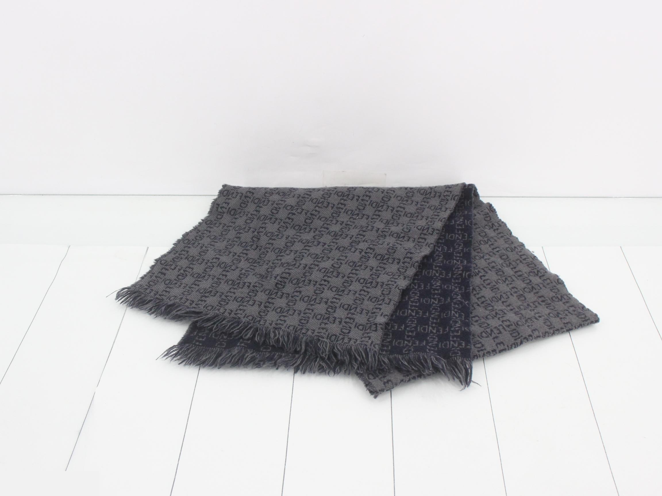 scarf — view 2