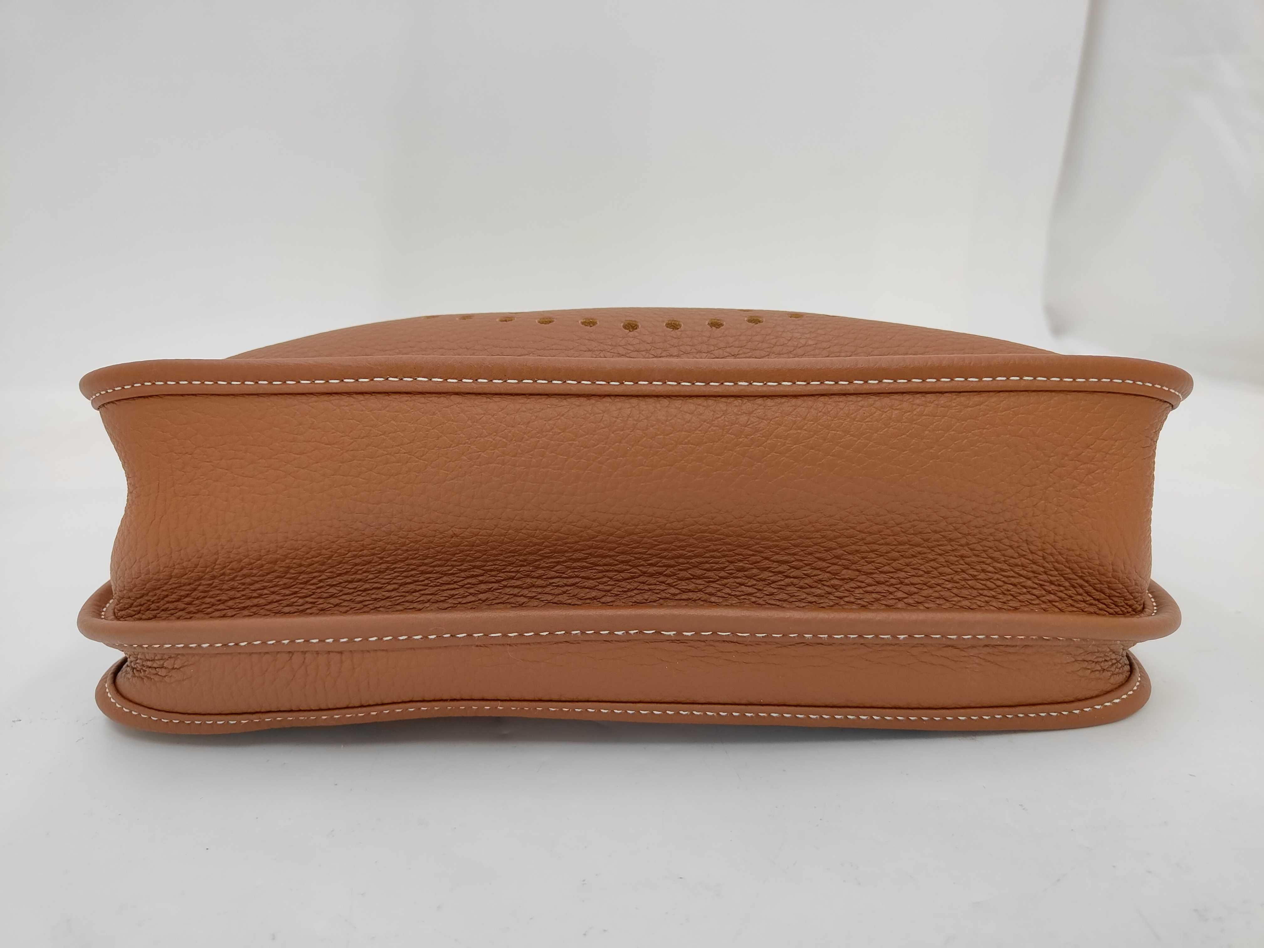 Evelyne 3 29 PM Taurillon Clemence Gold B Stamp Shoulder Bag — view 5