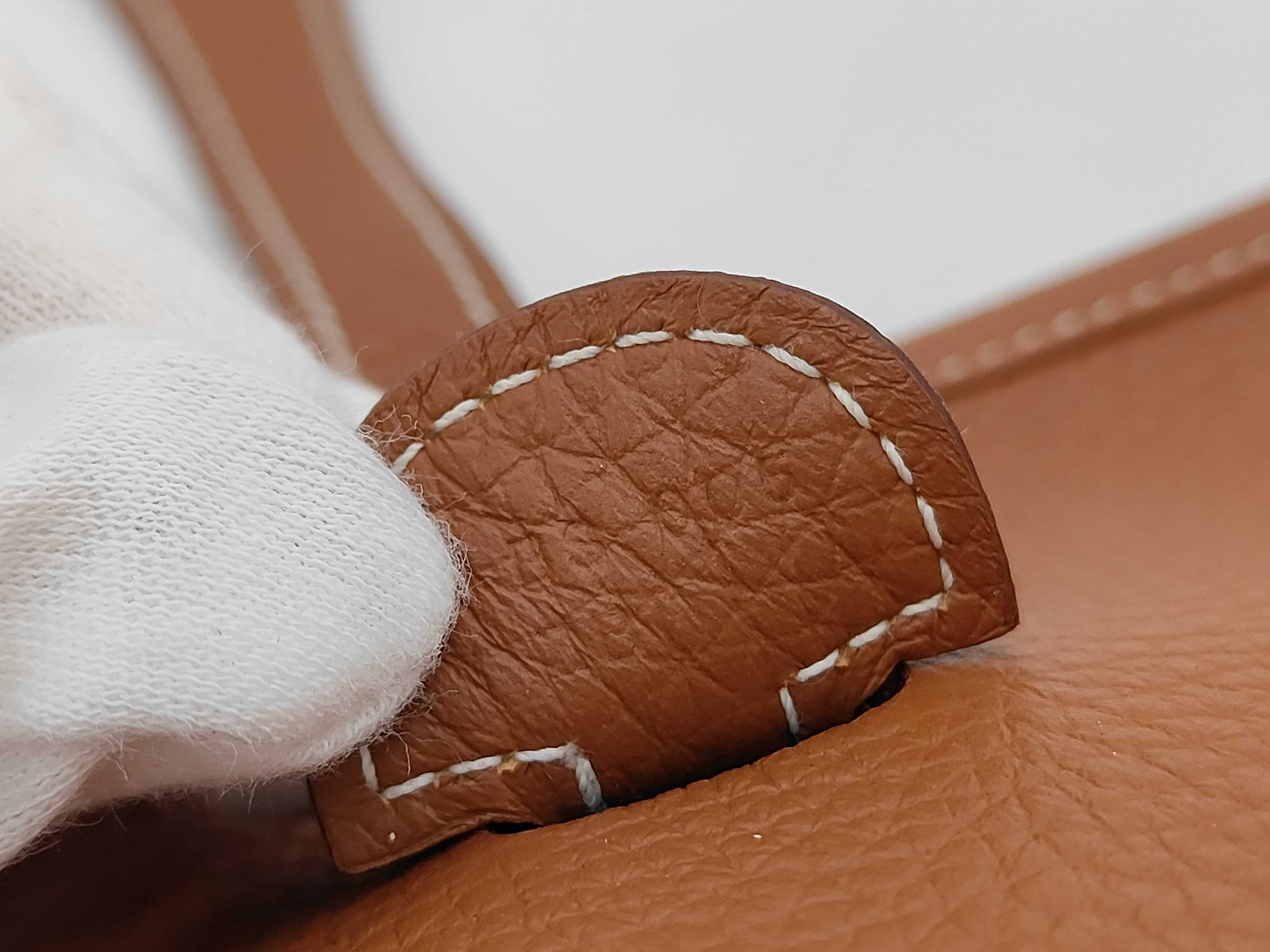 Evelyne 3 29 PM Taurillon Clemence Gold B Stamp Shoulder Bag — view 6