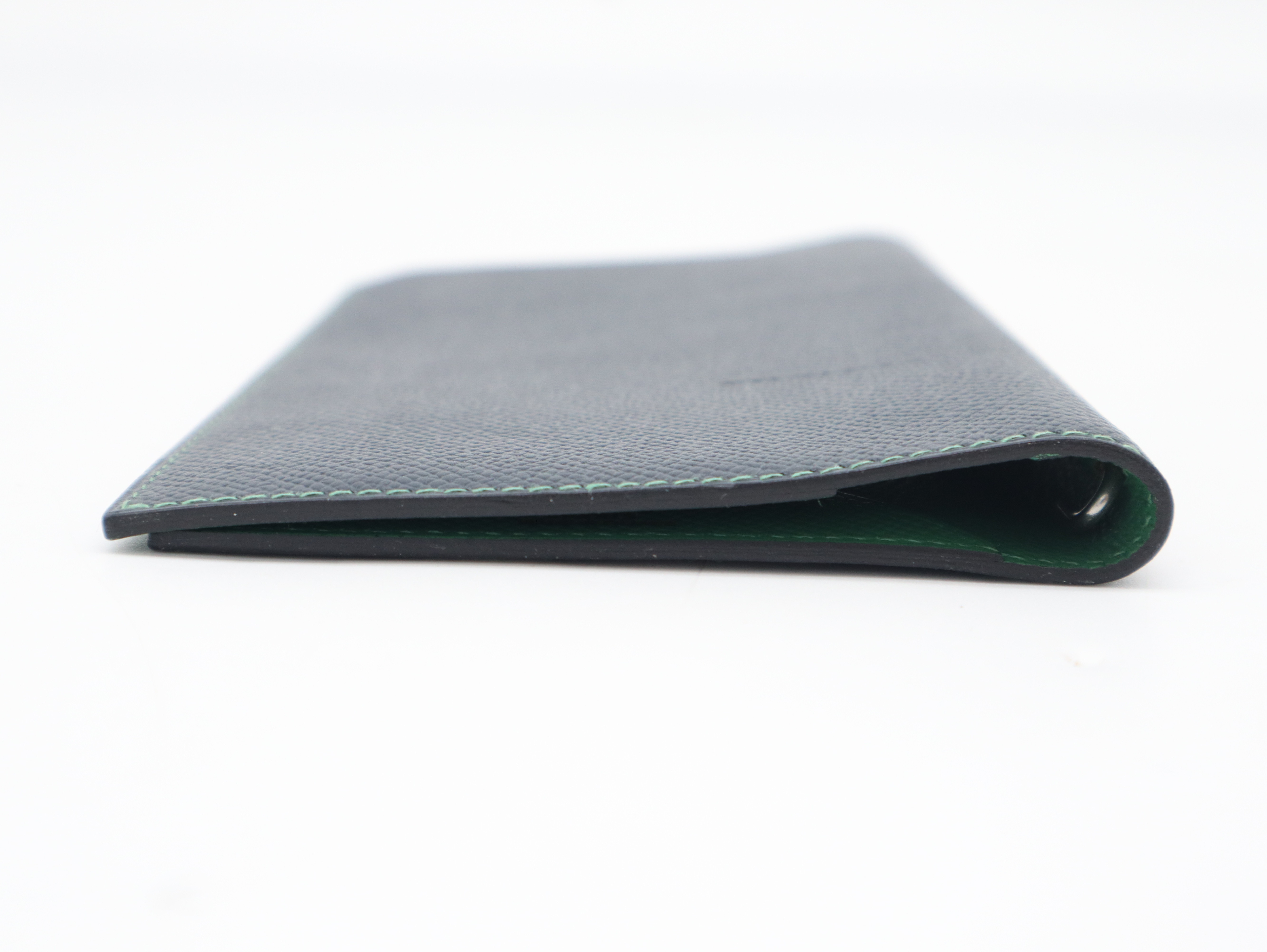 Agenda Notebook Cover, B stamp, Epsom leather, Silver hardware, Navy x Green. — view 4