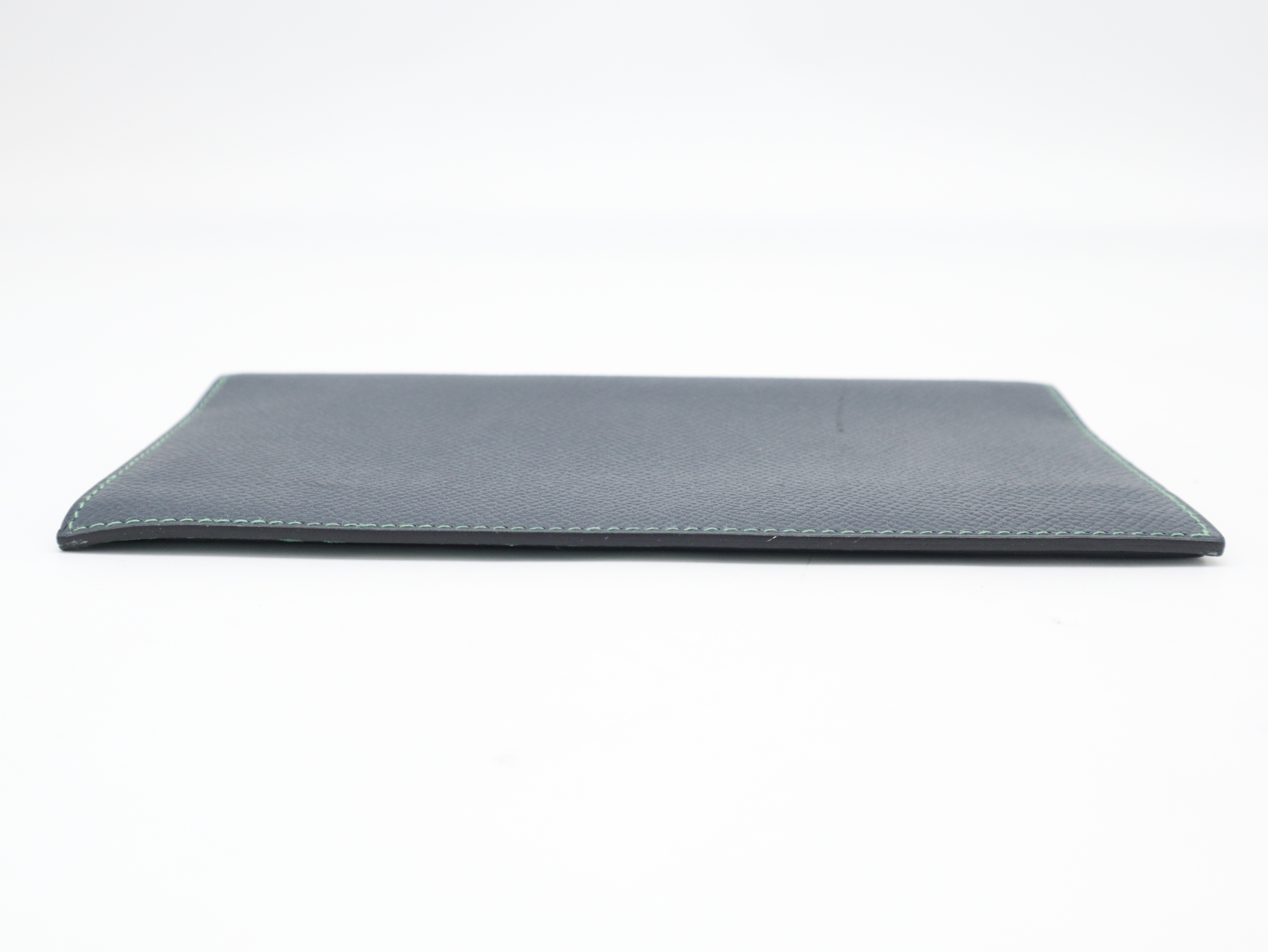 Agenda Notebook Cover, B stamp, Epsom leather, Silver hardware, Navy x Green. — view 5