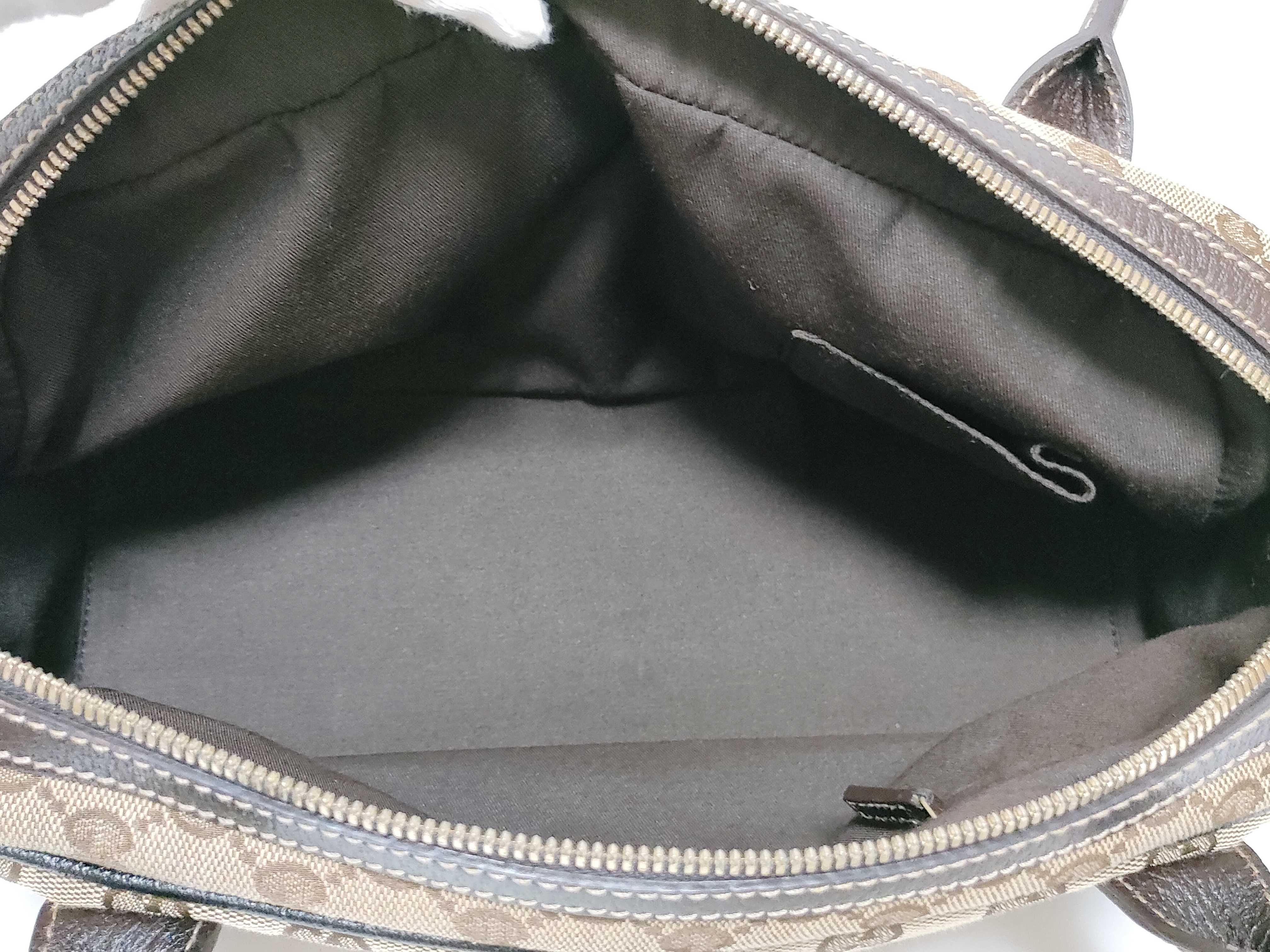 GG Canvas Sherry Handbag — view 10
