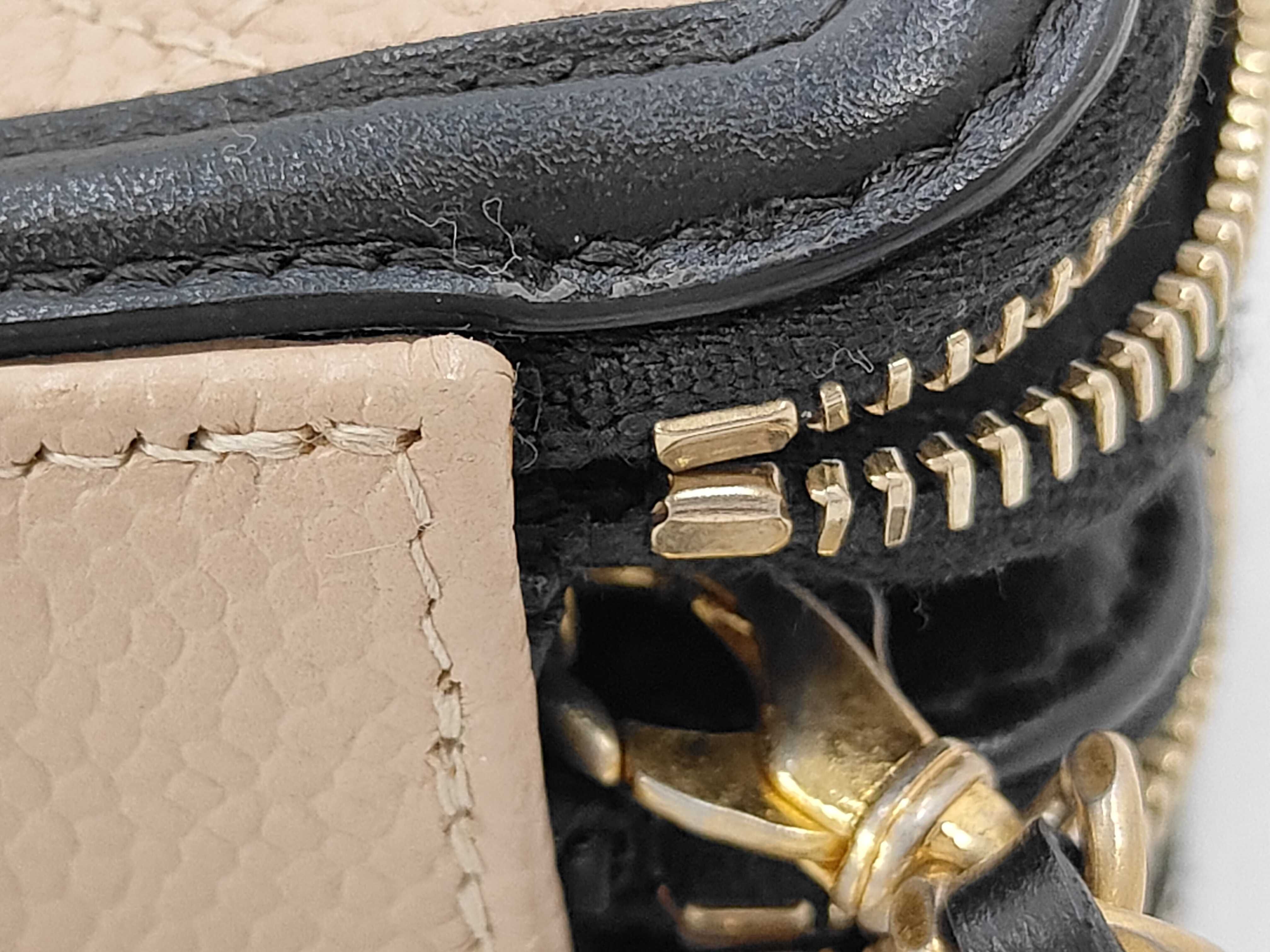 Caviar Skin CC Filigree Chain Shoulder Bag Chain Wallet Shoulder Bag — view 12