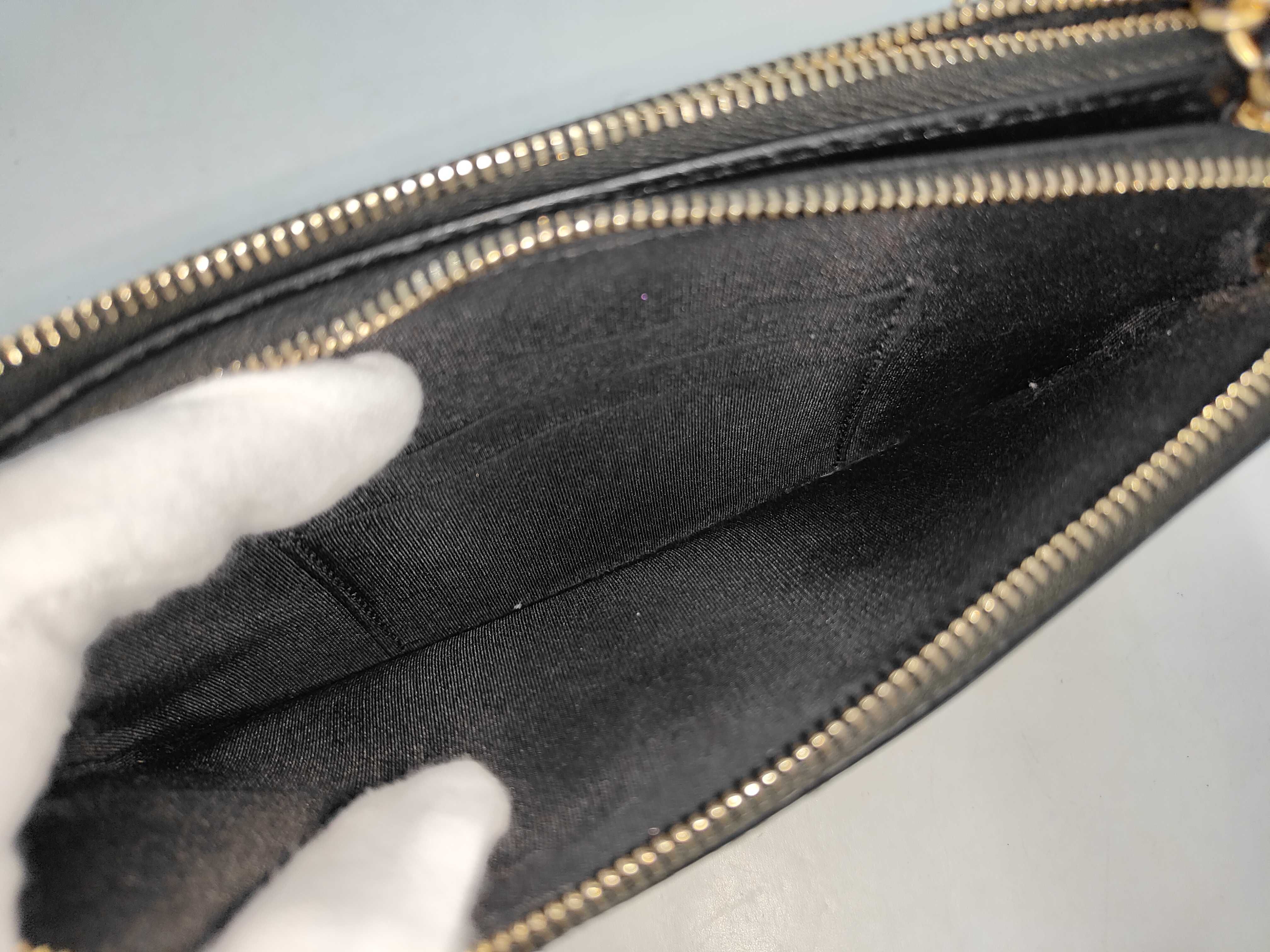 Caviar Skin CC Filigree Chain Shoulder Bag Chain Wallet Shoulder Bag — view 8
