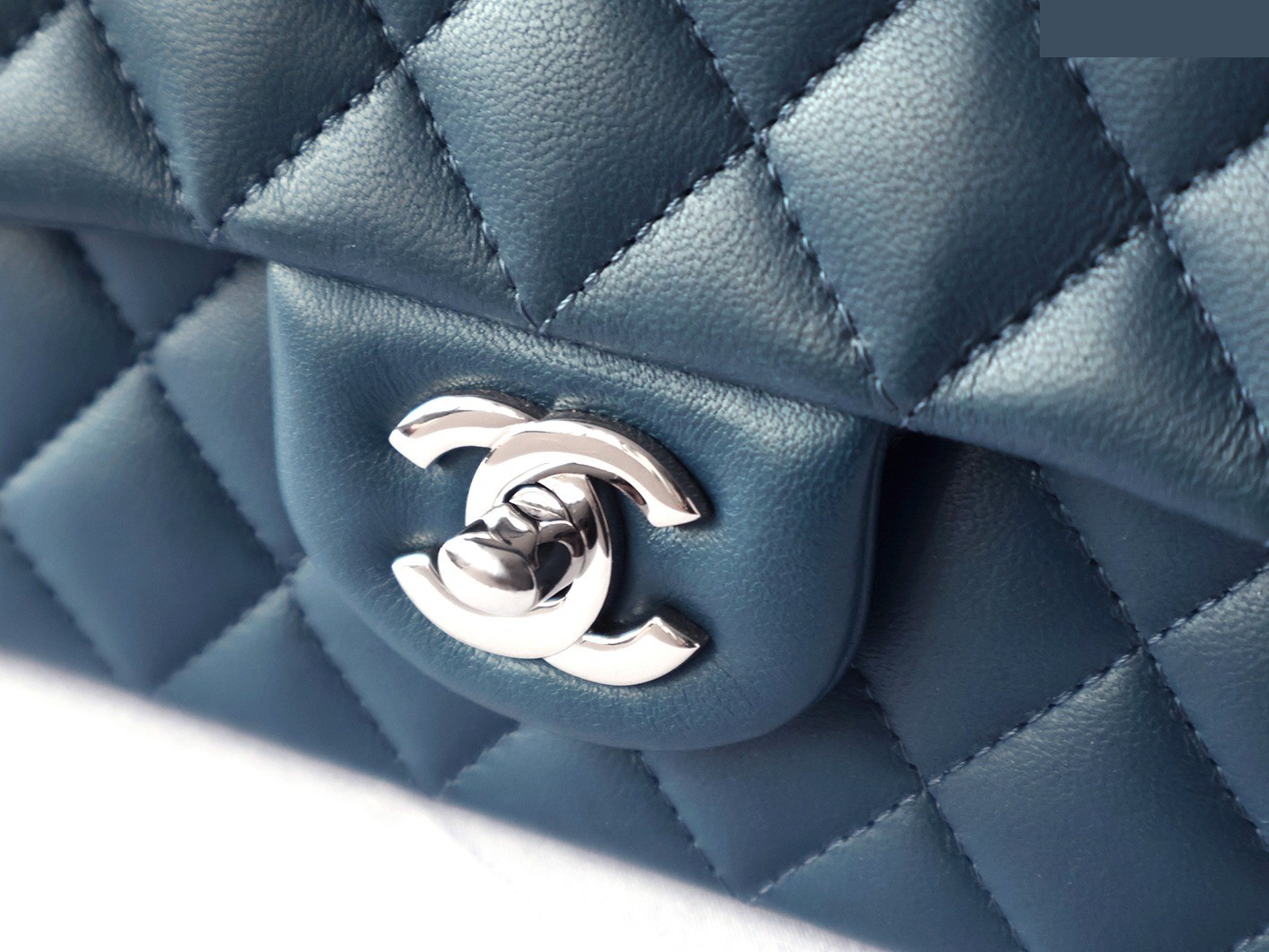 Mini Matelassé 20 Lambskin Chain Shoulder Bag, Blue — view 8